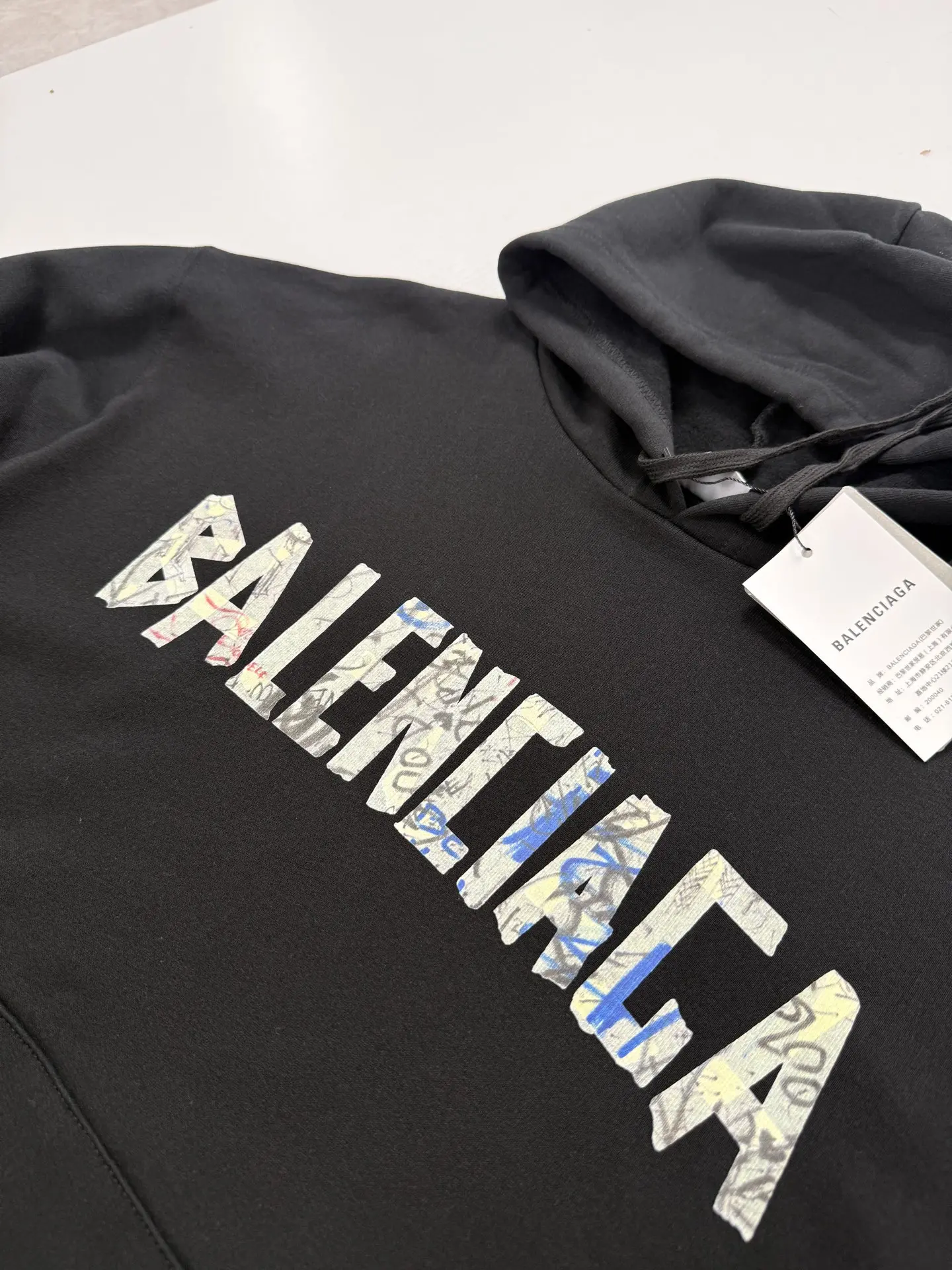 Graffiti Collage Logo Cotton-Blend Hoodie D28022042 — view 5