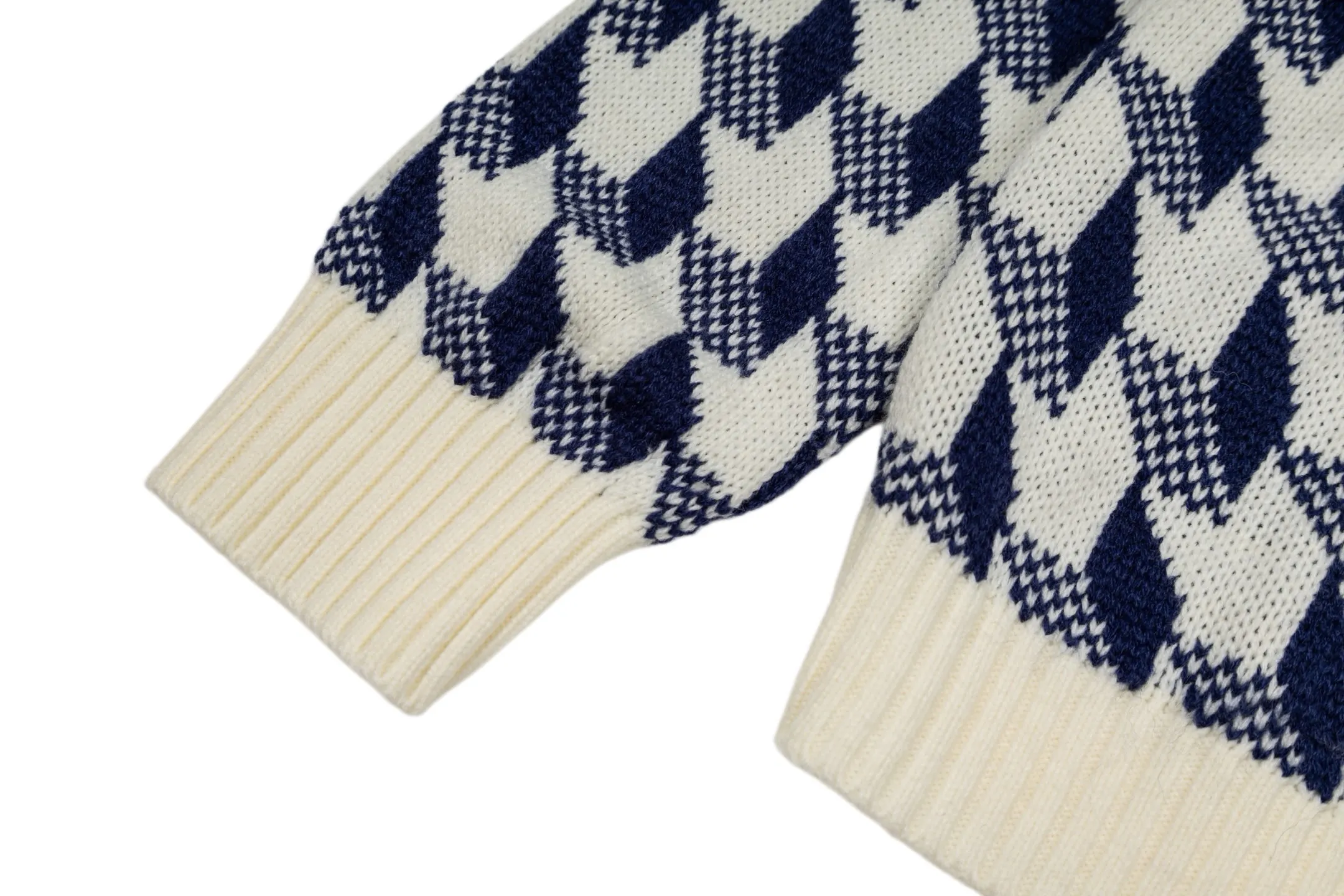 Houndstooth Jacquard Crew-Neck Sweater D28022336 — view 6