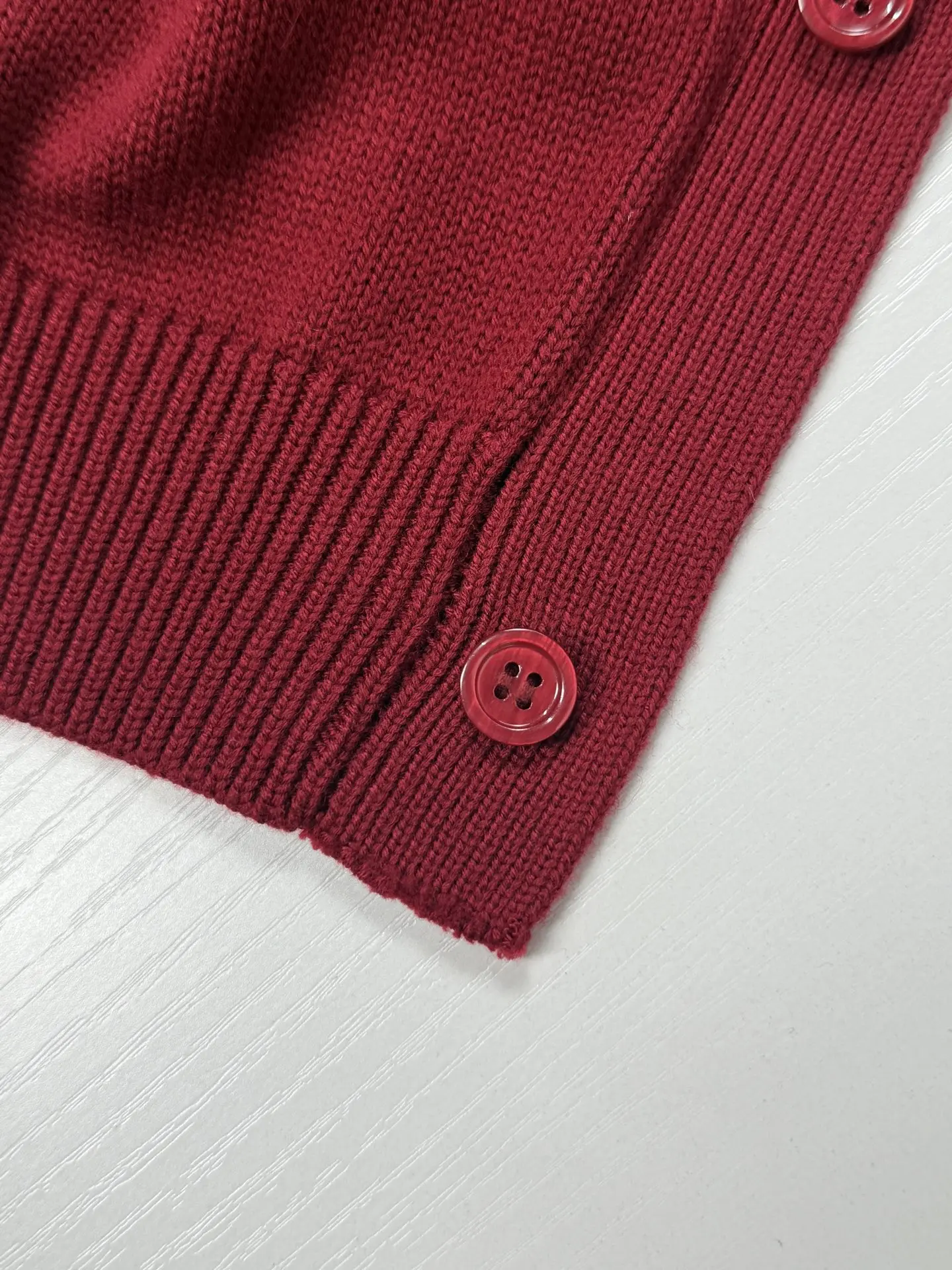 Logo-Embroidered V-Neck Knit Cardigan D28020497 — view 10