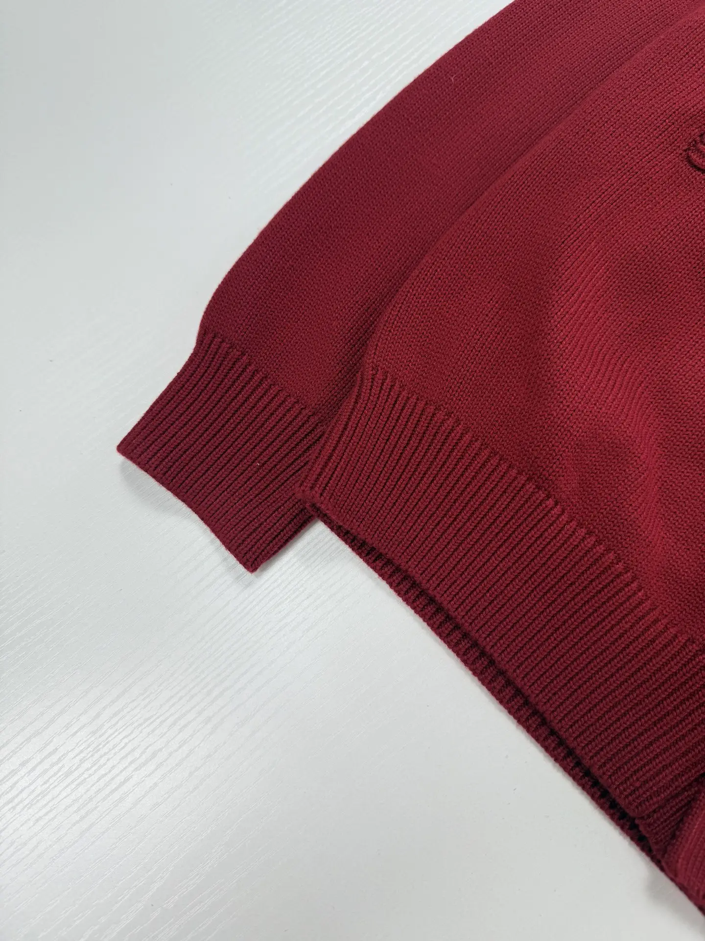 Logo-Embroidered V-Neck Knit Cardigan D28020497 — view 11