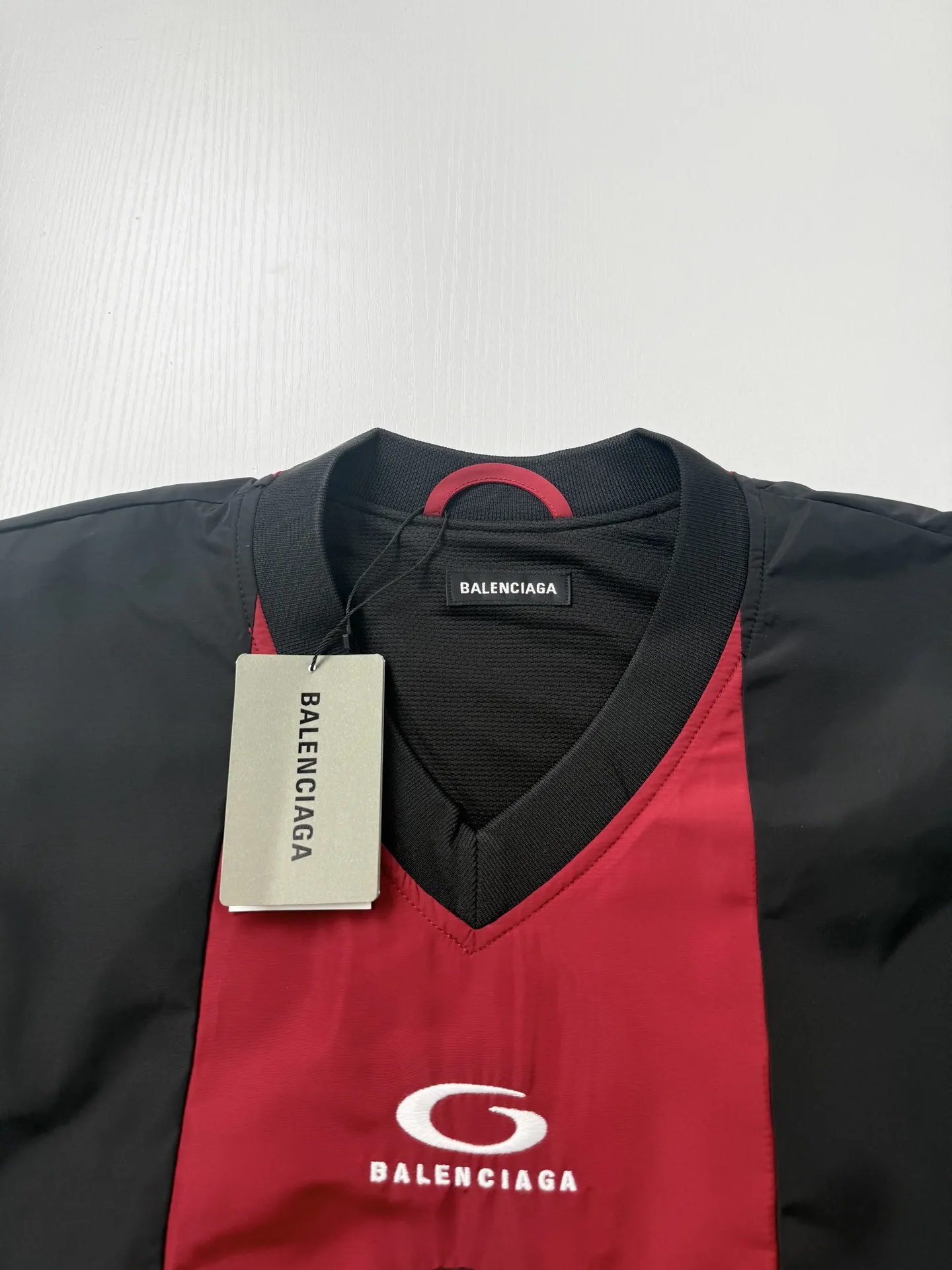 Embroidered Panel-Constructed Football Jersey D28522002 — view 4