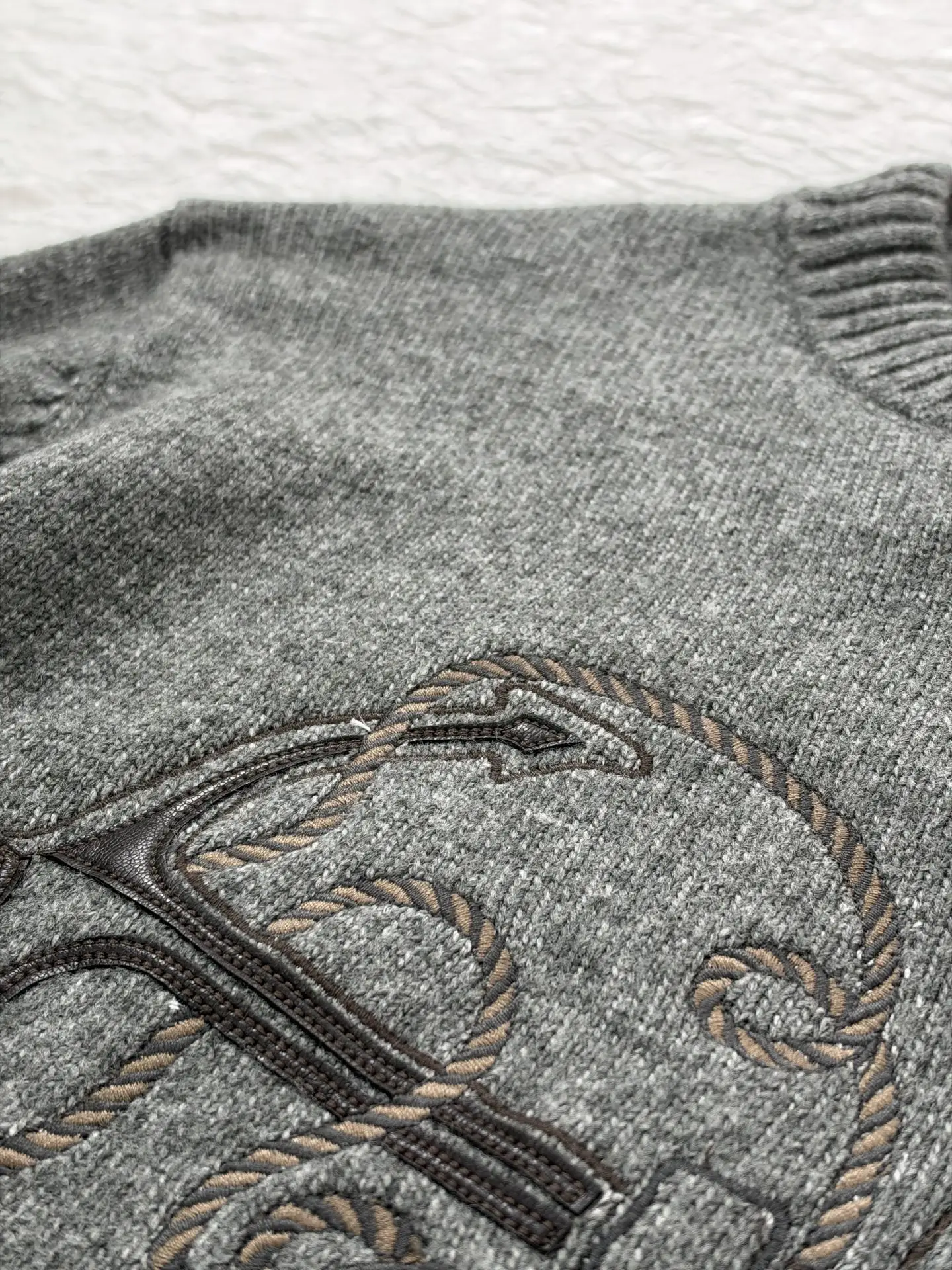 Anchor Embroidered Wool-Blend Crew-Neck Sweater D28520488 — view 6