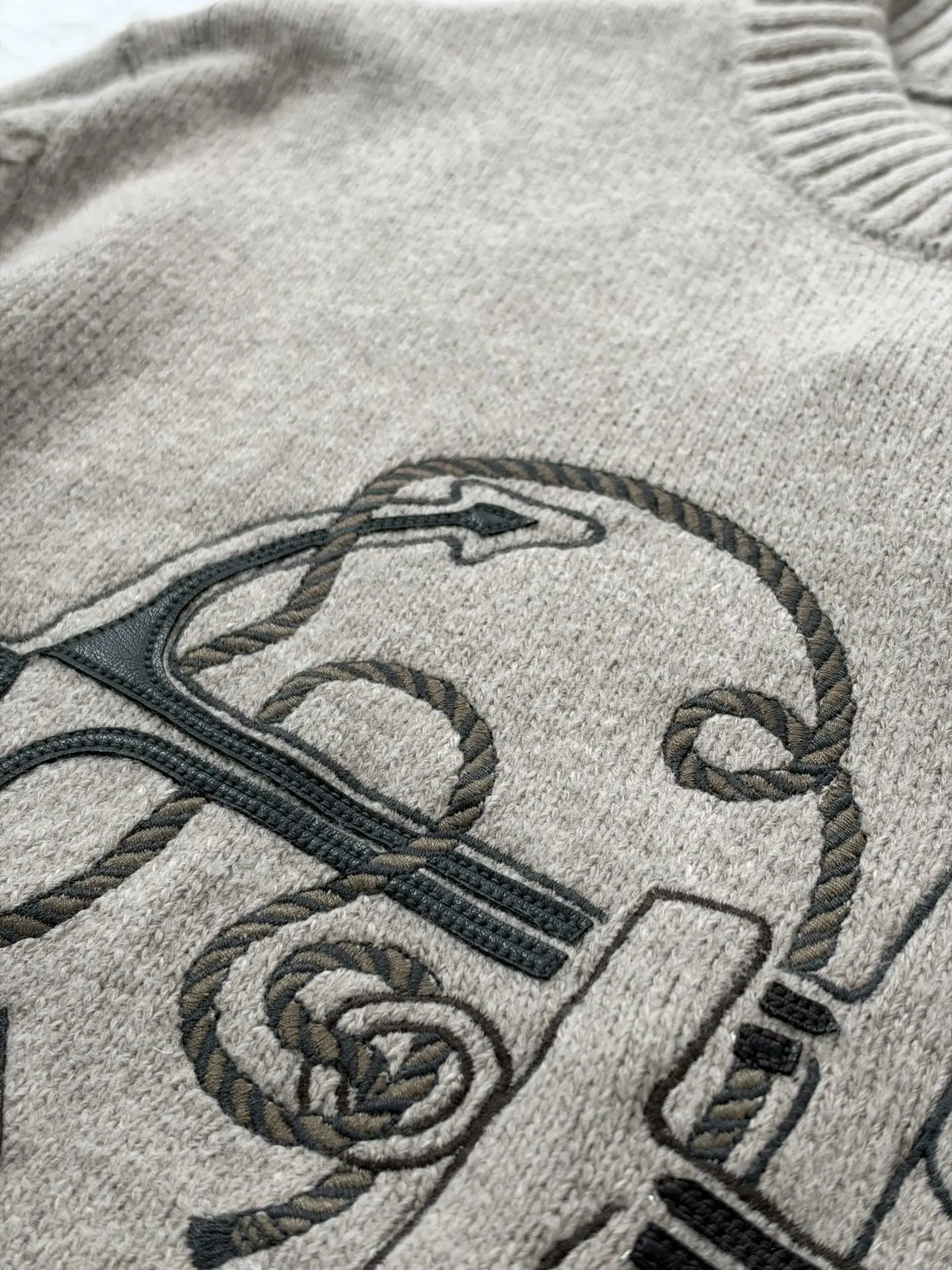 Anchor Embroidered Wool-Blend Sweater D28520487 — view 7