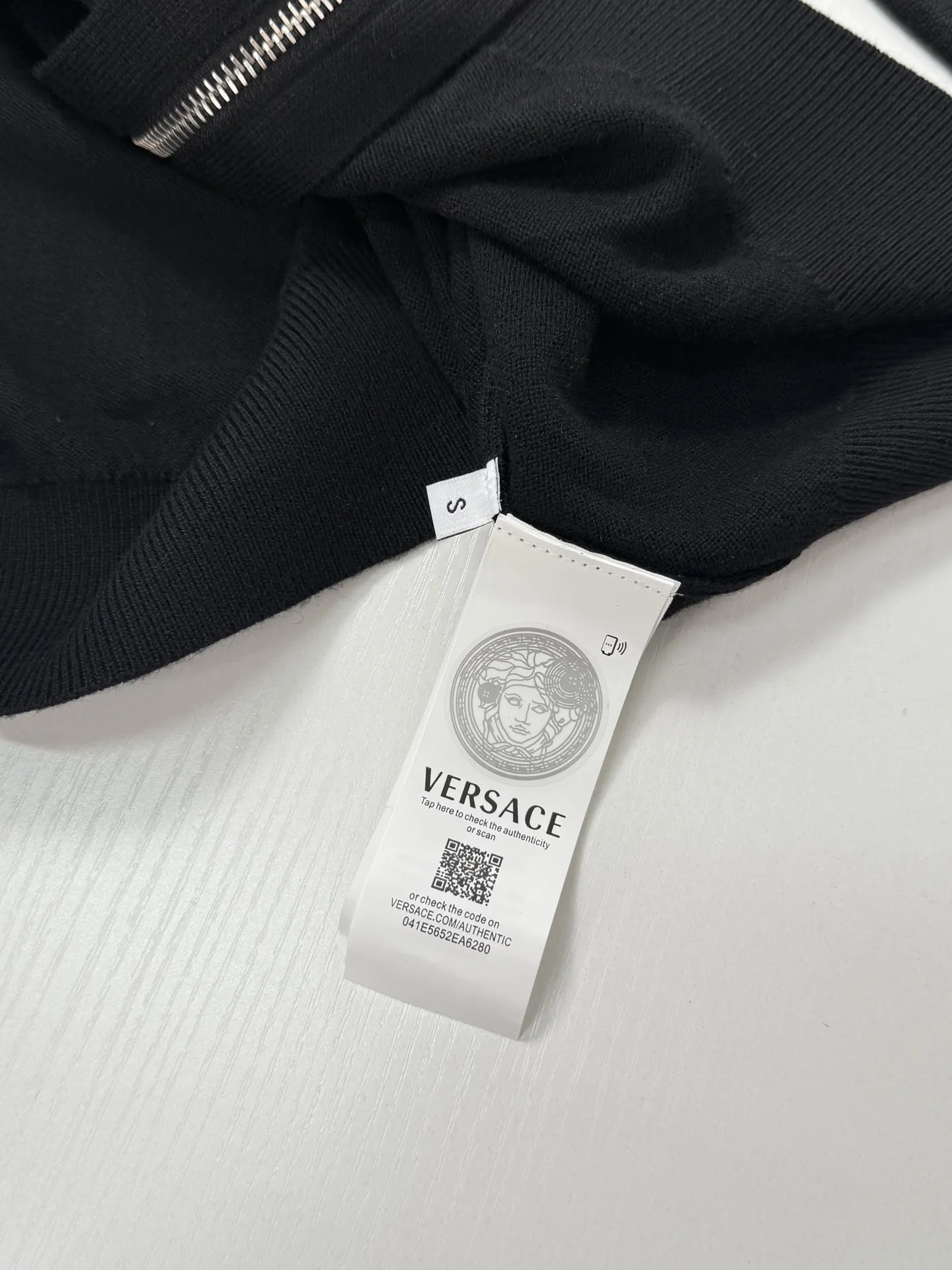 Logo Embroidered Striped Knit Zip-Up Jacket D28522027 — view 7