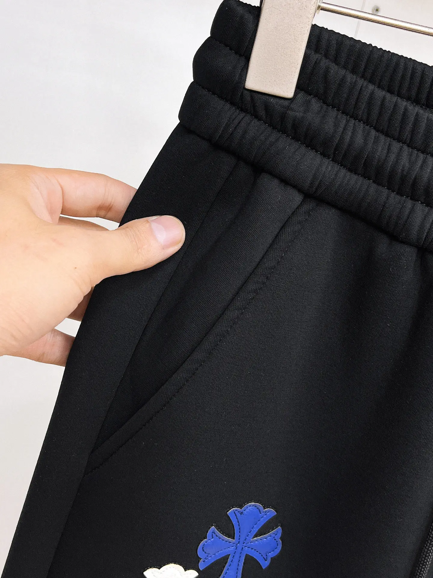 Cross Patch Logo Sweatpants D29014932 — view 5
