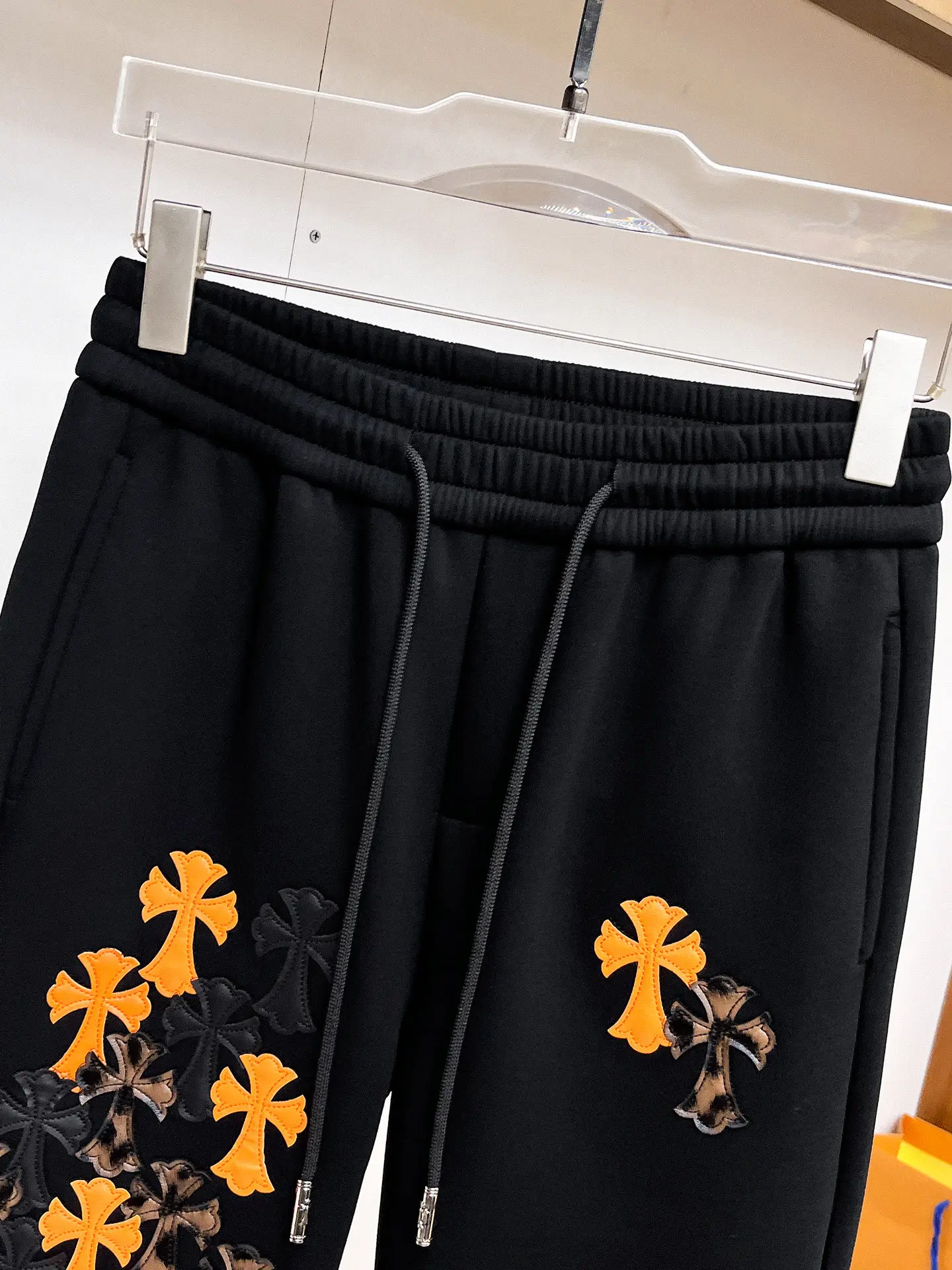 Cross Patch Logo Sweatpants D29014931 — view 3