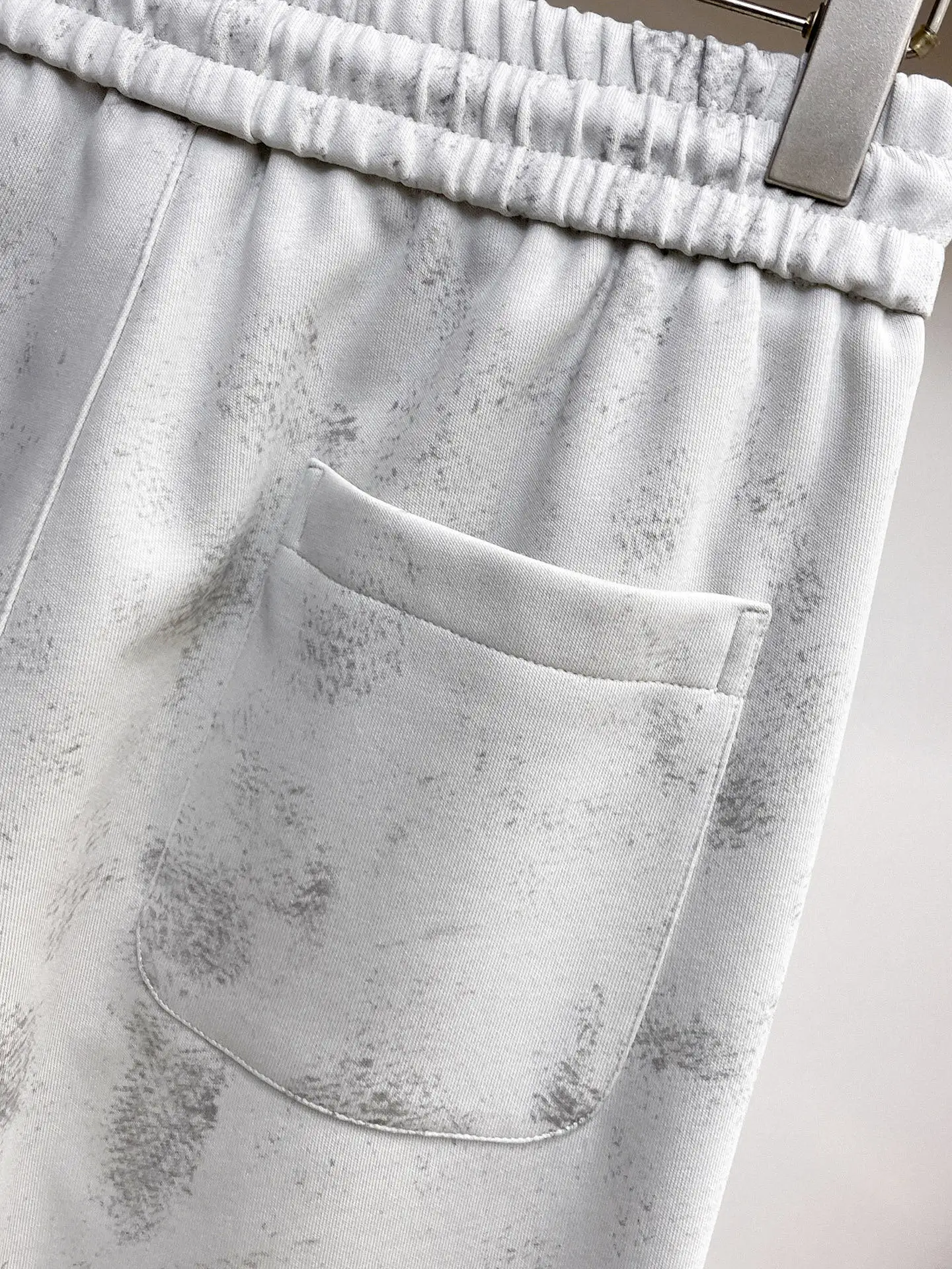 Logo-Appliqué Acid-Wash Sweatpants D29014999 — view 12