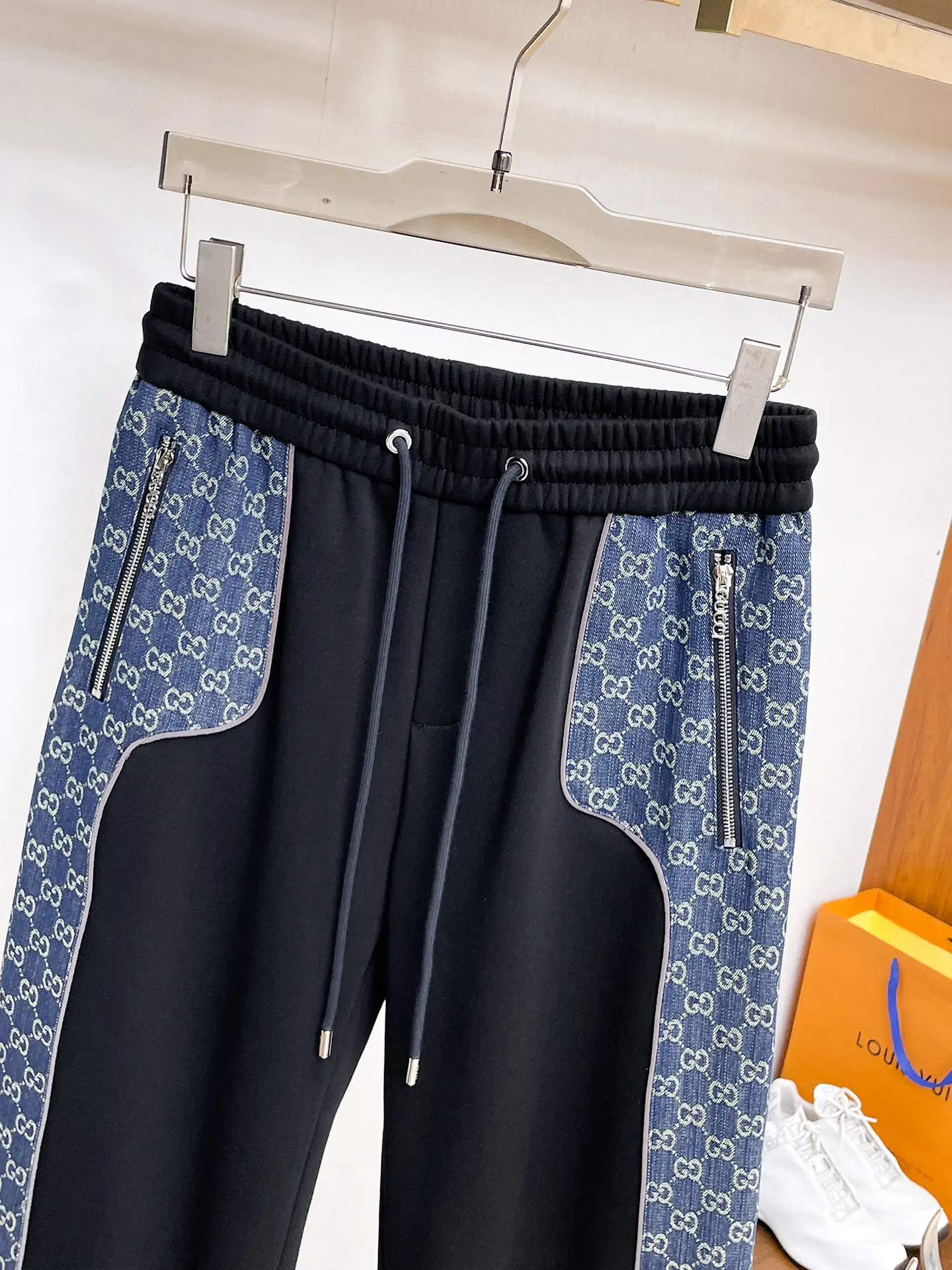 Monogram Panel Drawstring Sweatpants D29014921 — view 3