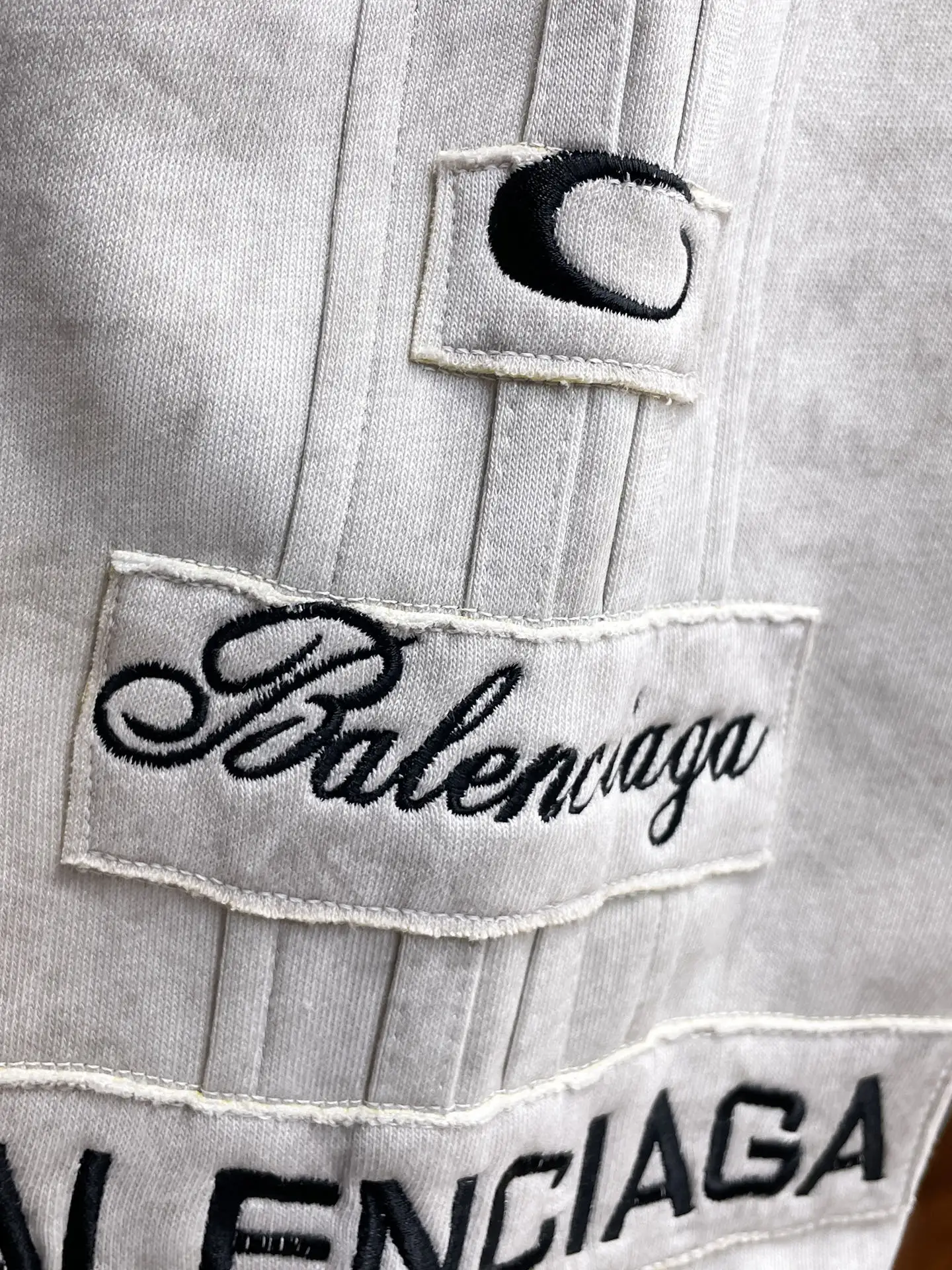 Logo-Patch Straight-Leg Sweatpants D29015055 — view 5