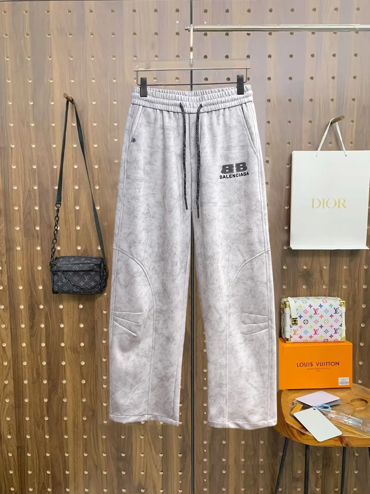 Logo-Print Acid-Wash Sweatpants D29014885