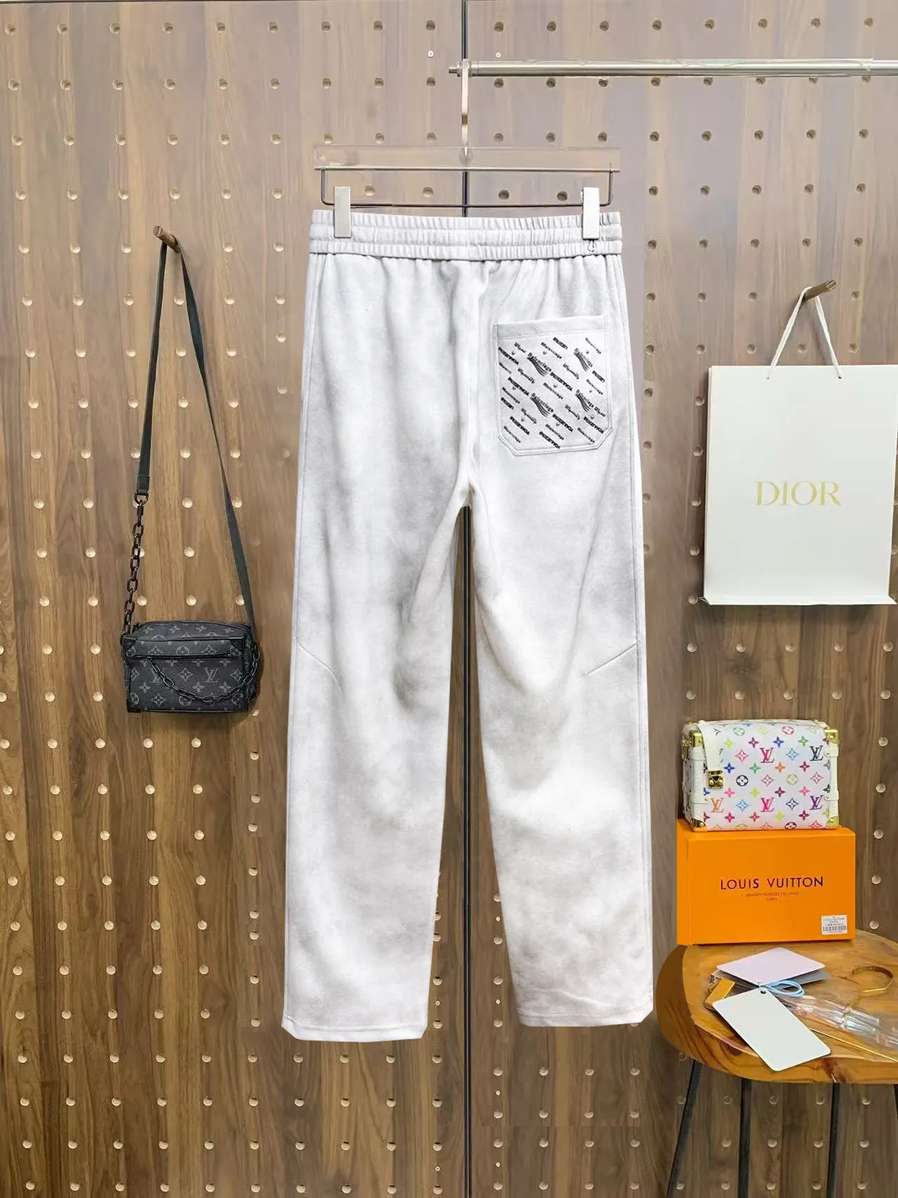 Logo-Print Side-Stripe Sweatpants D29014913 — view 2