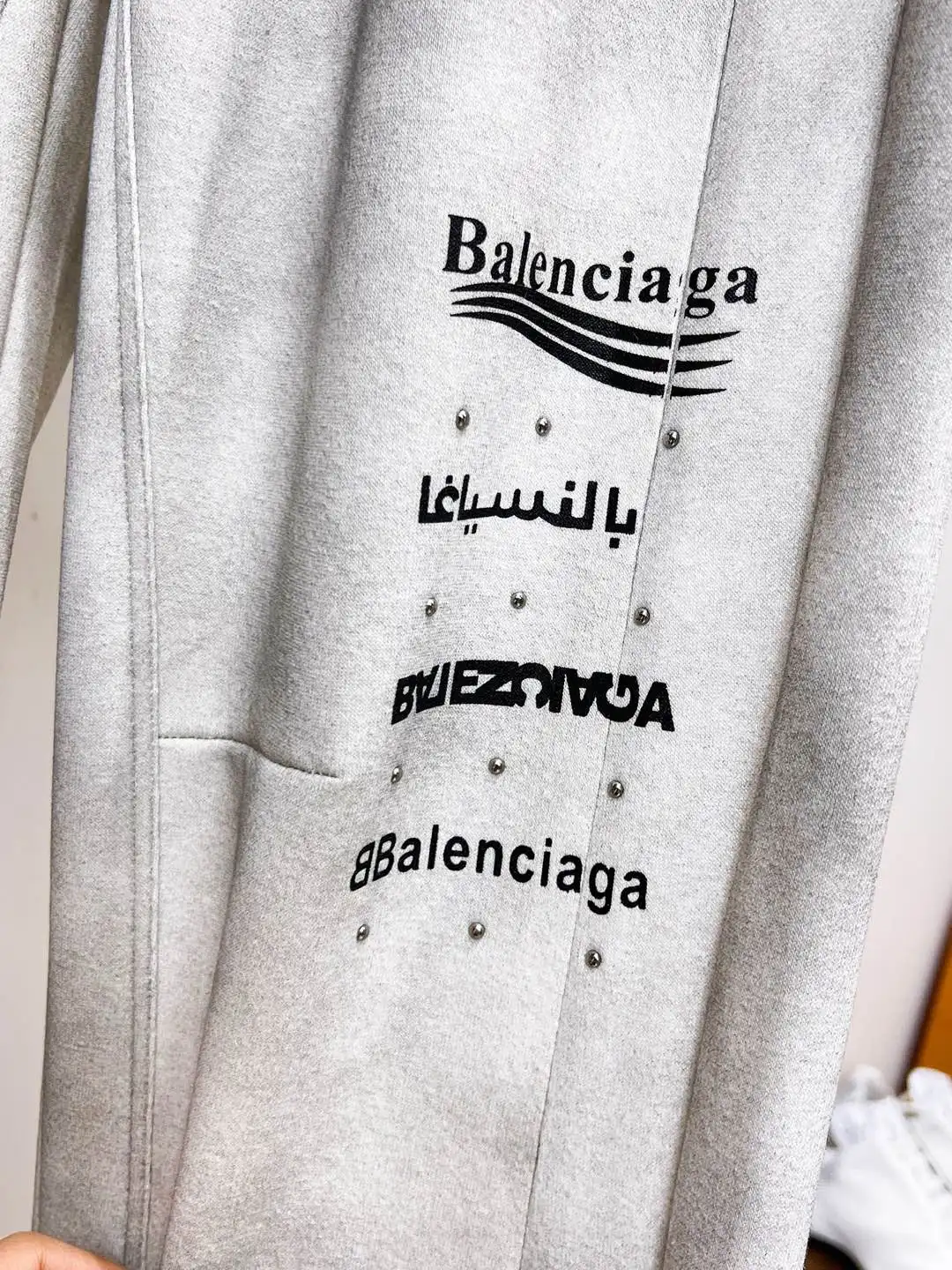 Logo-Print Side-Stripe Sweatpants D29014913 — view 4