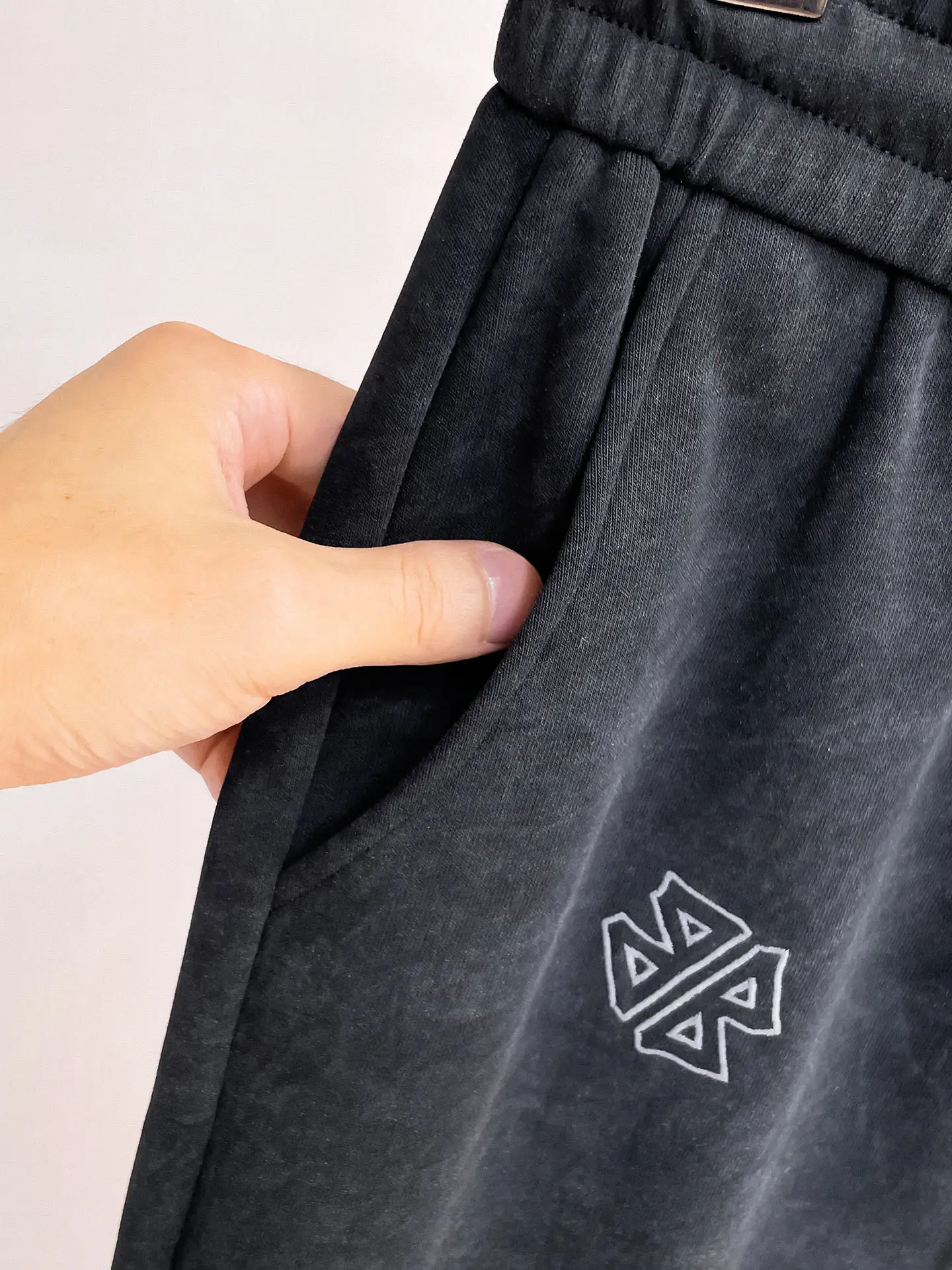 Logo-Print Cotton-Blend Sweatpants D29014897 — view 4