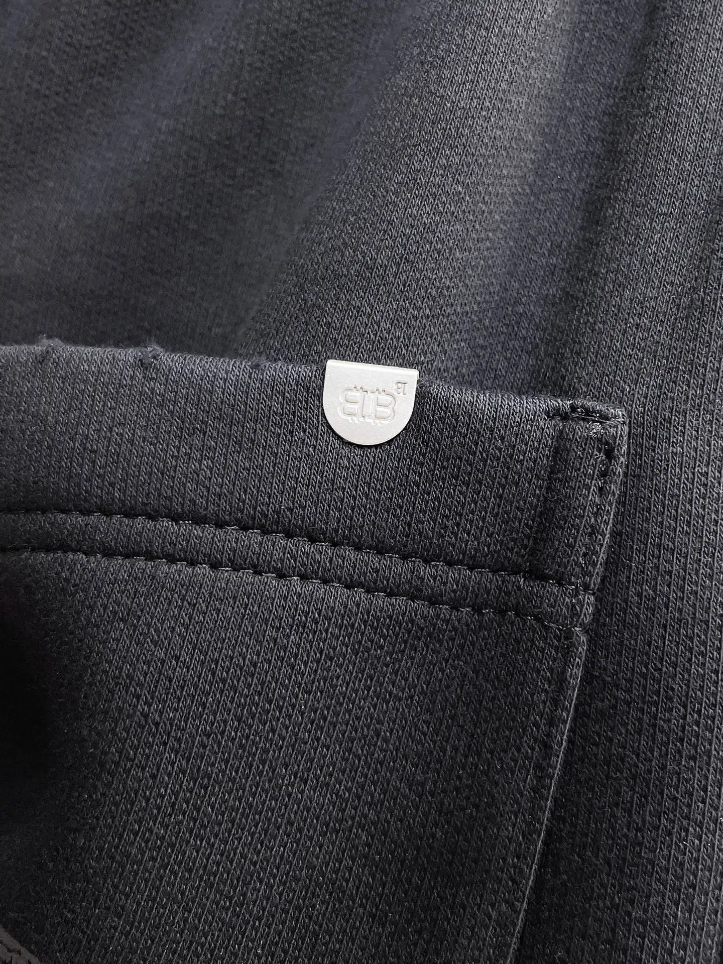Logo-Embroidered Straight-Leg Sweatpants D29014890 — view 9