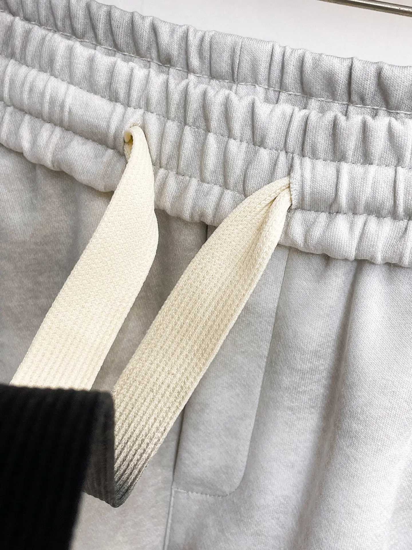 Logo-Appliquéd Acid-Wash Sweatpants D29014918 — view 6