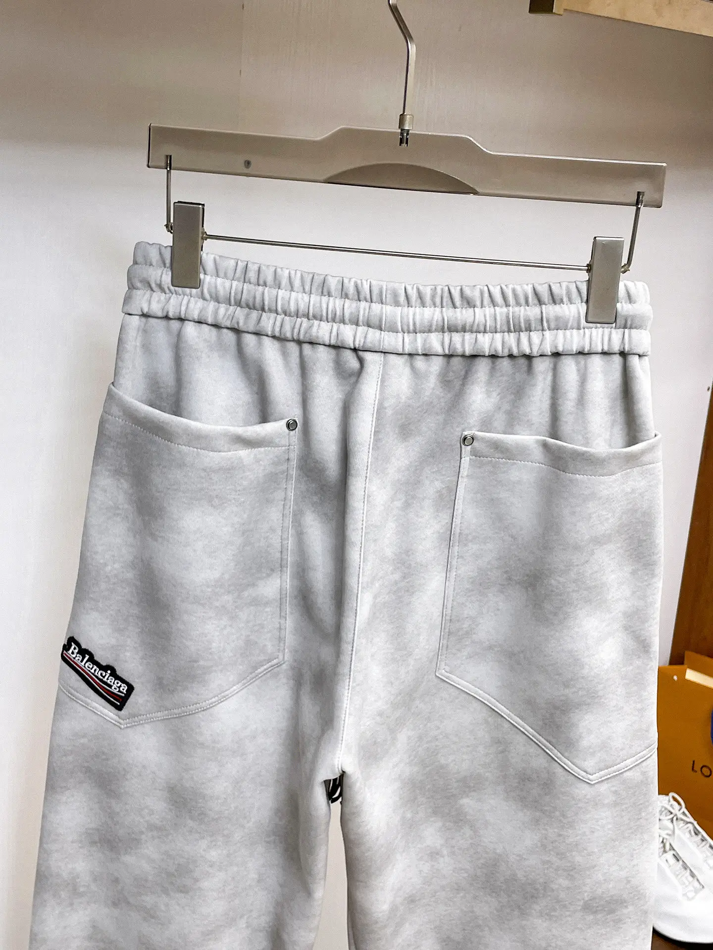 Logo-Appliquéd Acid-Wash Sweatpants D29014918 — view 9