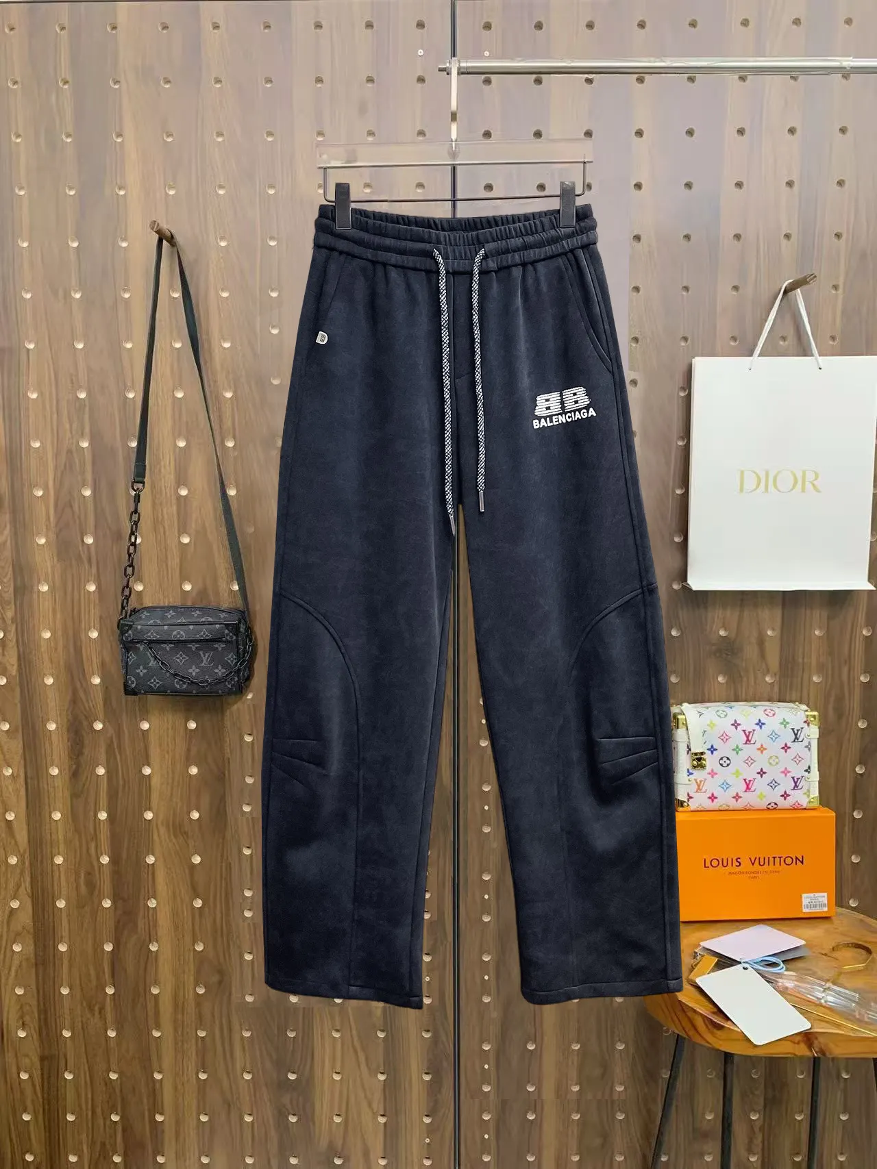 Logo-Print Wide-Leg Sweatpants D29014886