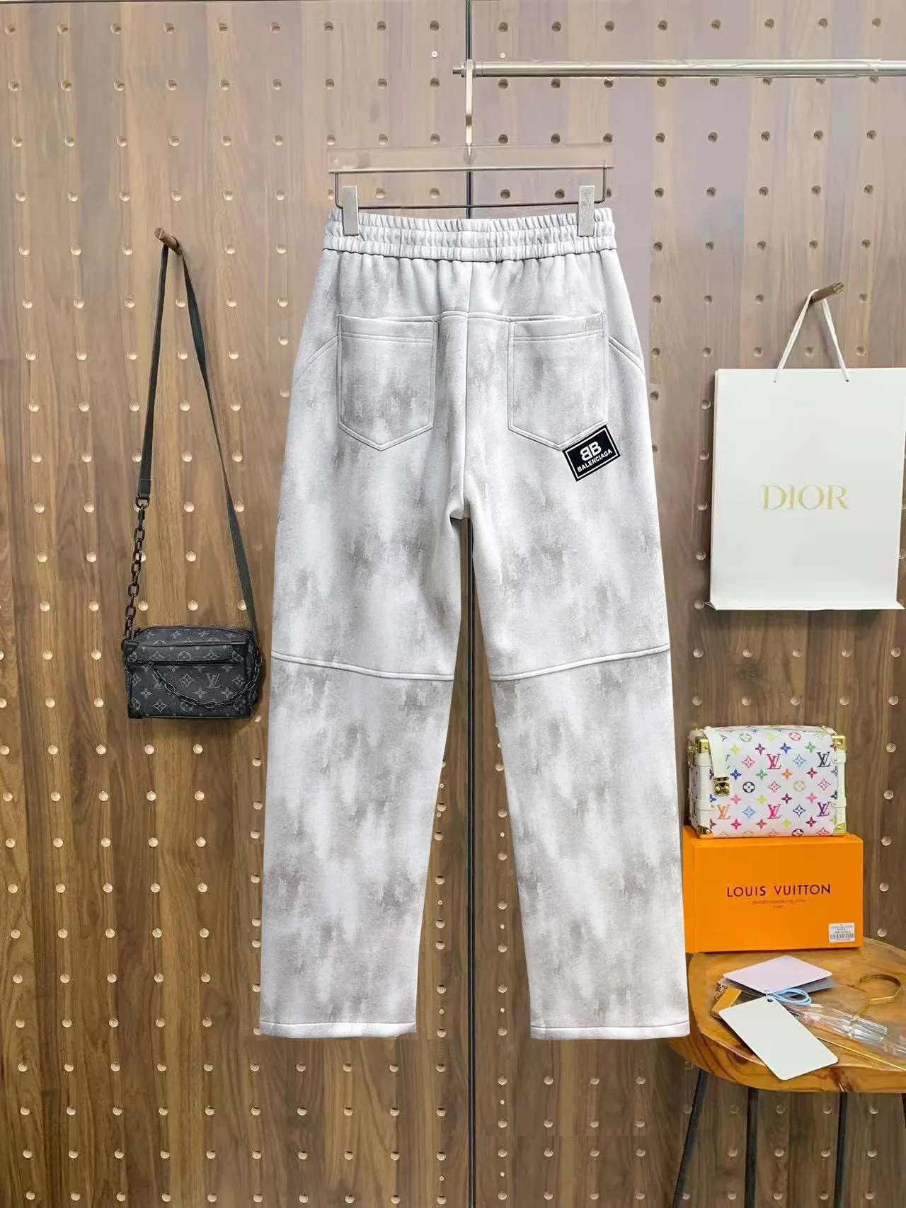 Logo-Print Acid-Wash Sweatpants D29014929 — view 2
