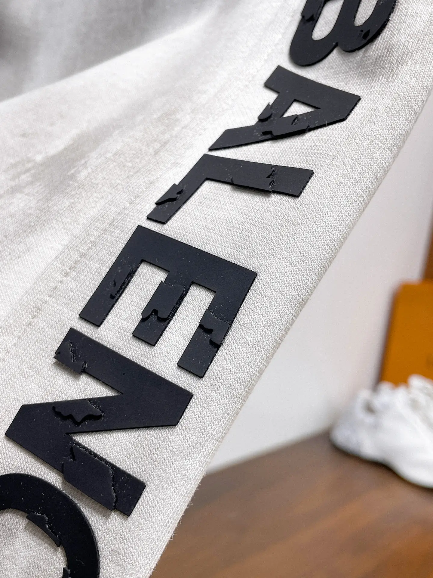 Logo-Print Acid-Wash Sweatpants D29014929 — view 5