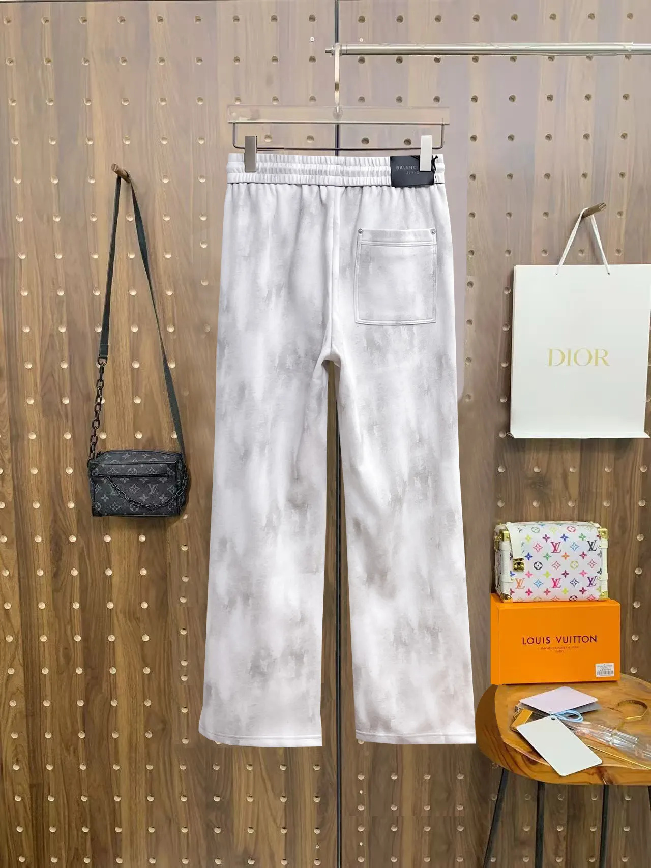 Logo-Print Tie-Dye Effect Sweatpants D29014908 — view 2