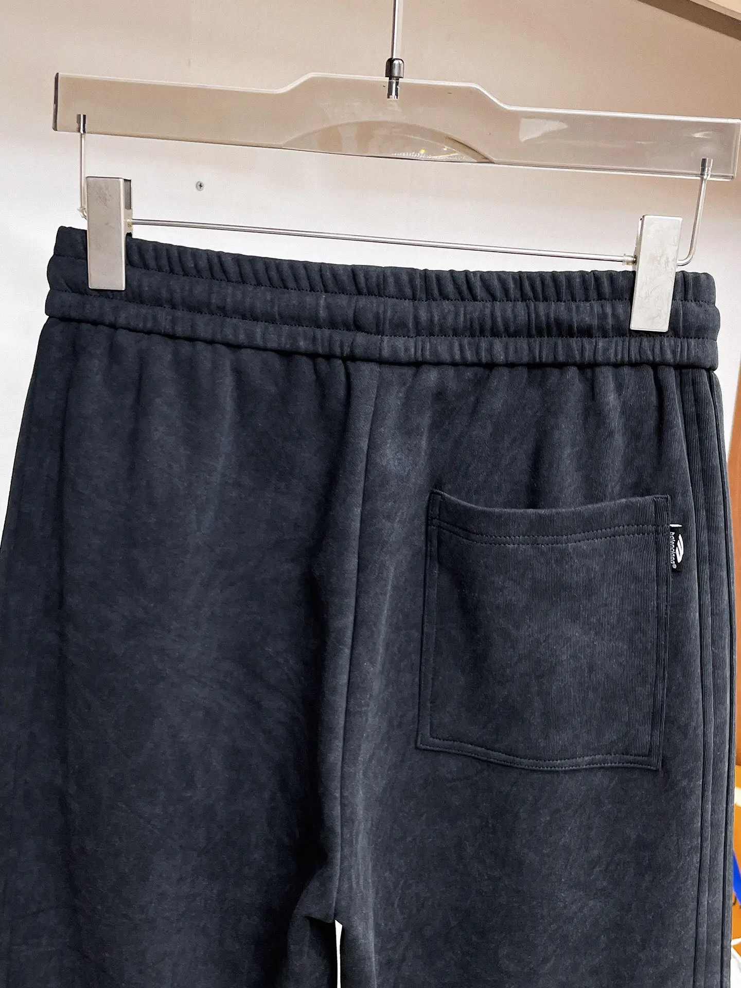 Logo-Patch Straight-Leg Sweatpants D29015056 — view 8