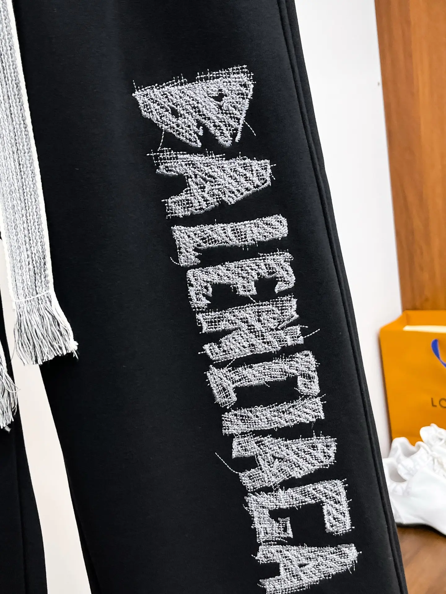 Logo-Print Cotton-Blend Sweatpants D29015069 — view 4