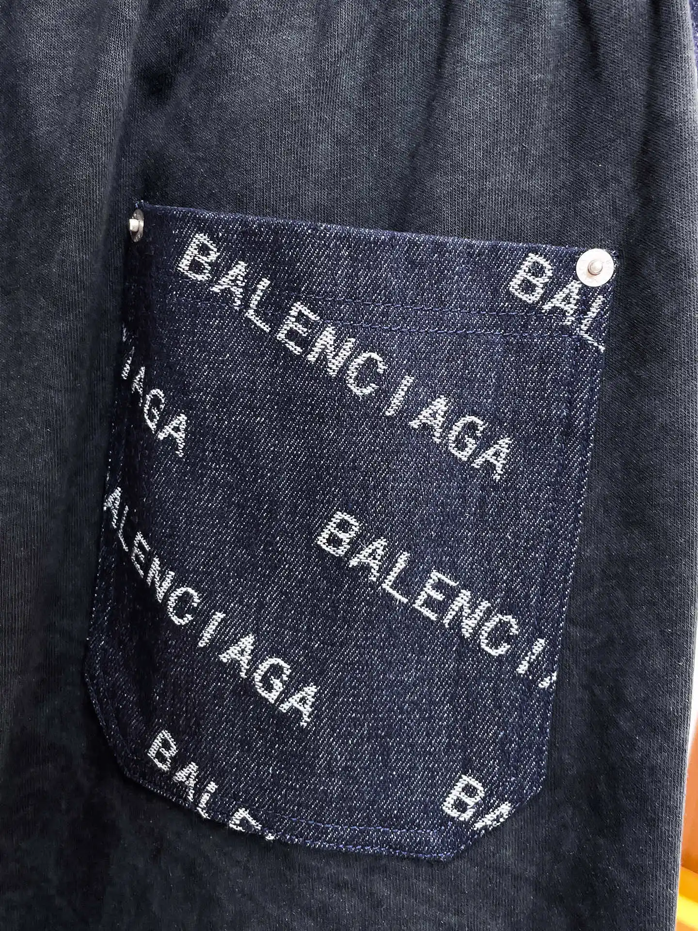 Logo-Print Side-Stripe Sweatpants D29015068 — view 9
