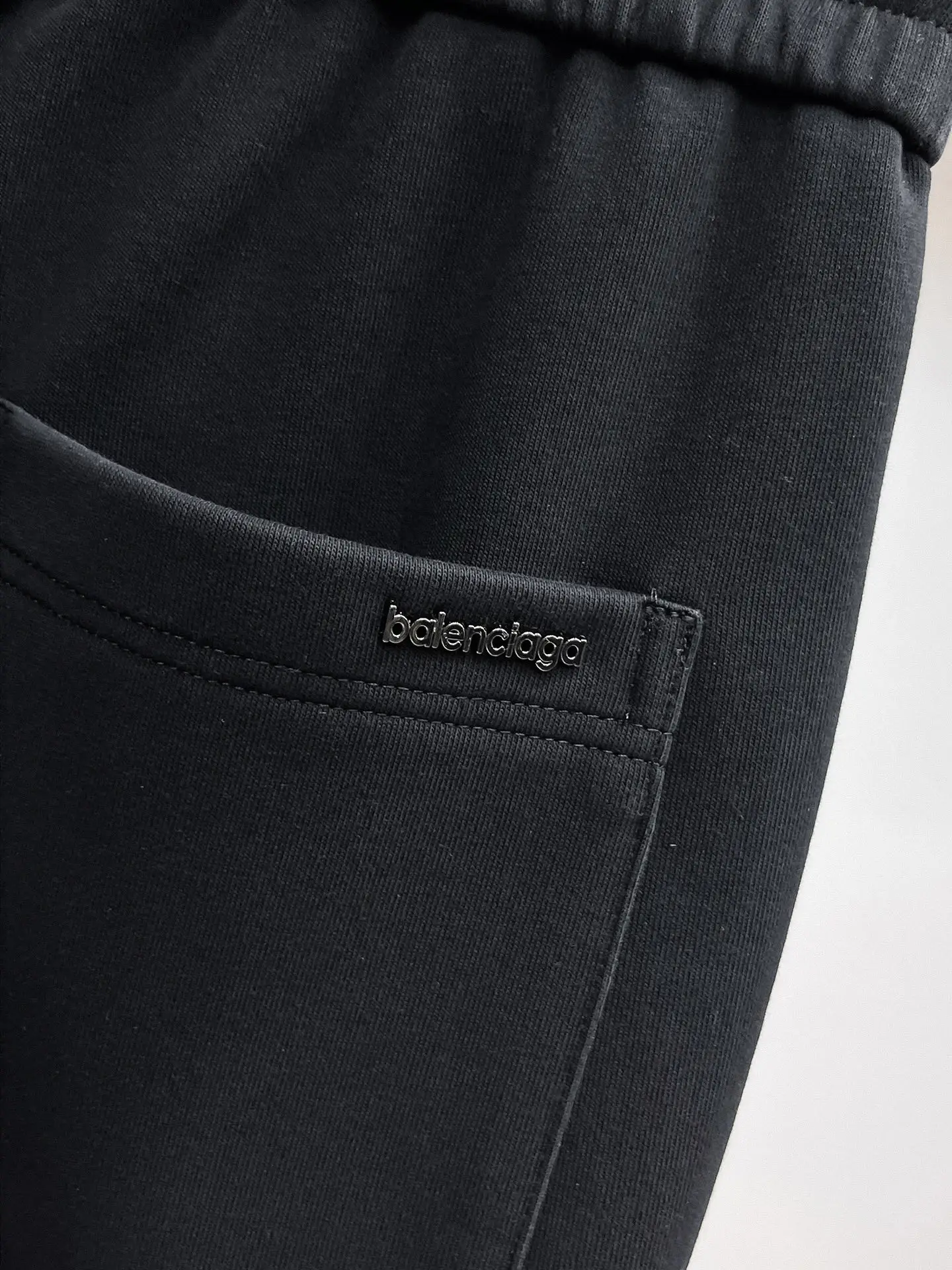 Logo-Print Cotton-Blend Sweatpants D29015022 — view 10
