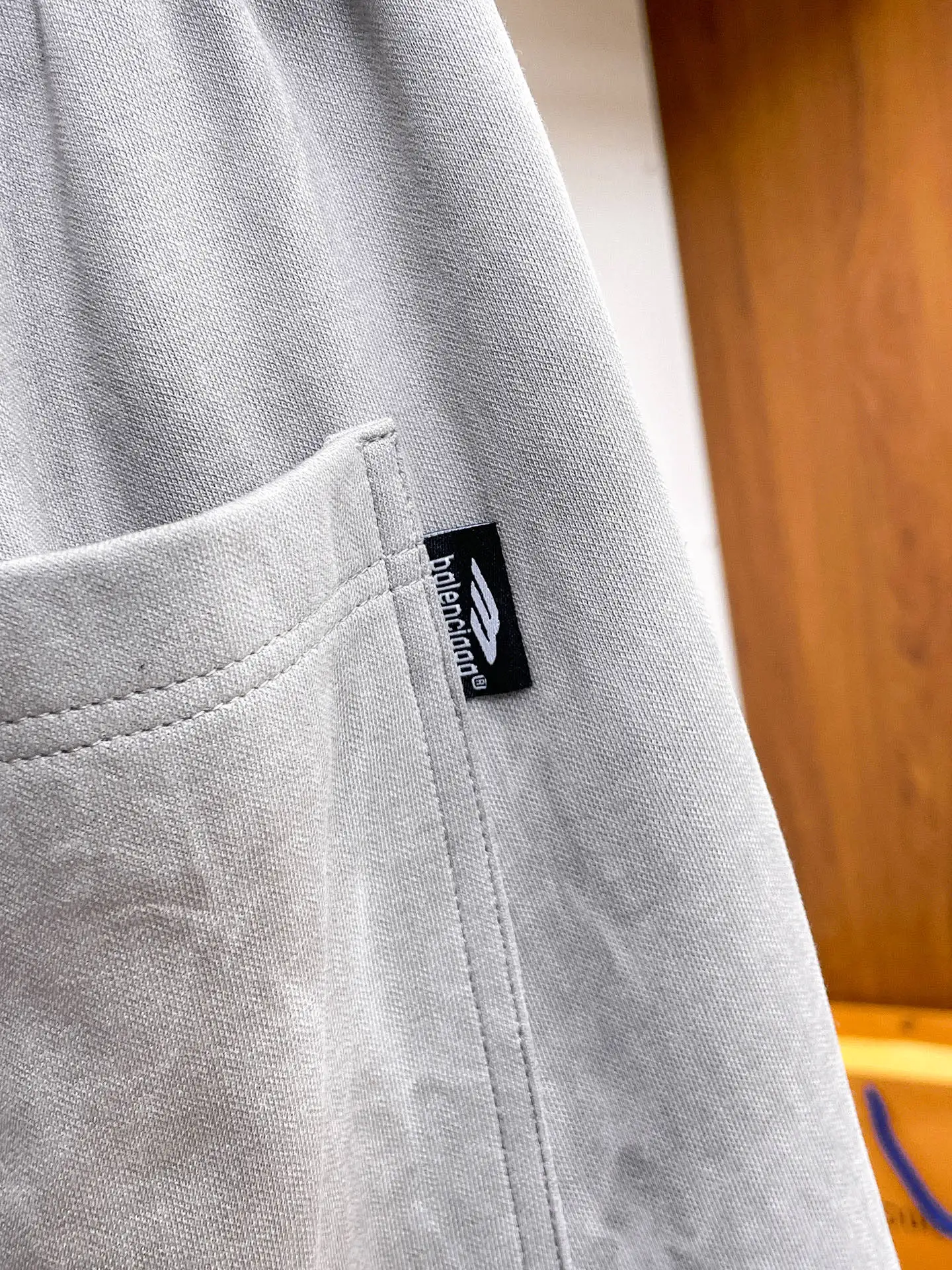 Logo-Patch Acid-Wash Cargo Sweatpants D29014979 — view 10