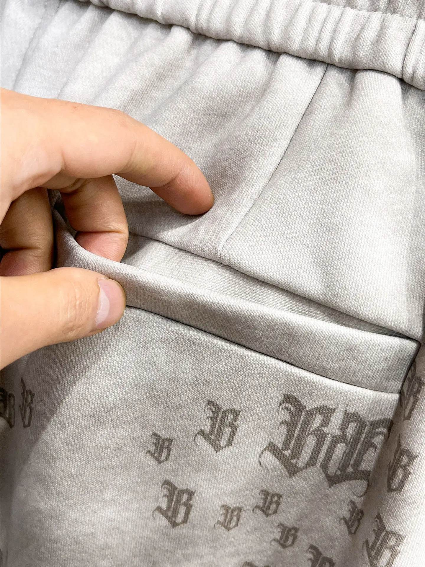 Logo-Print Cotton-Blend Sweatpants D29015020 — view 13