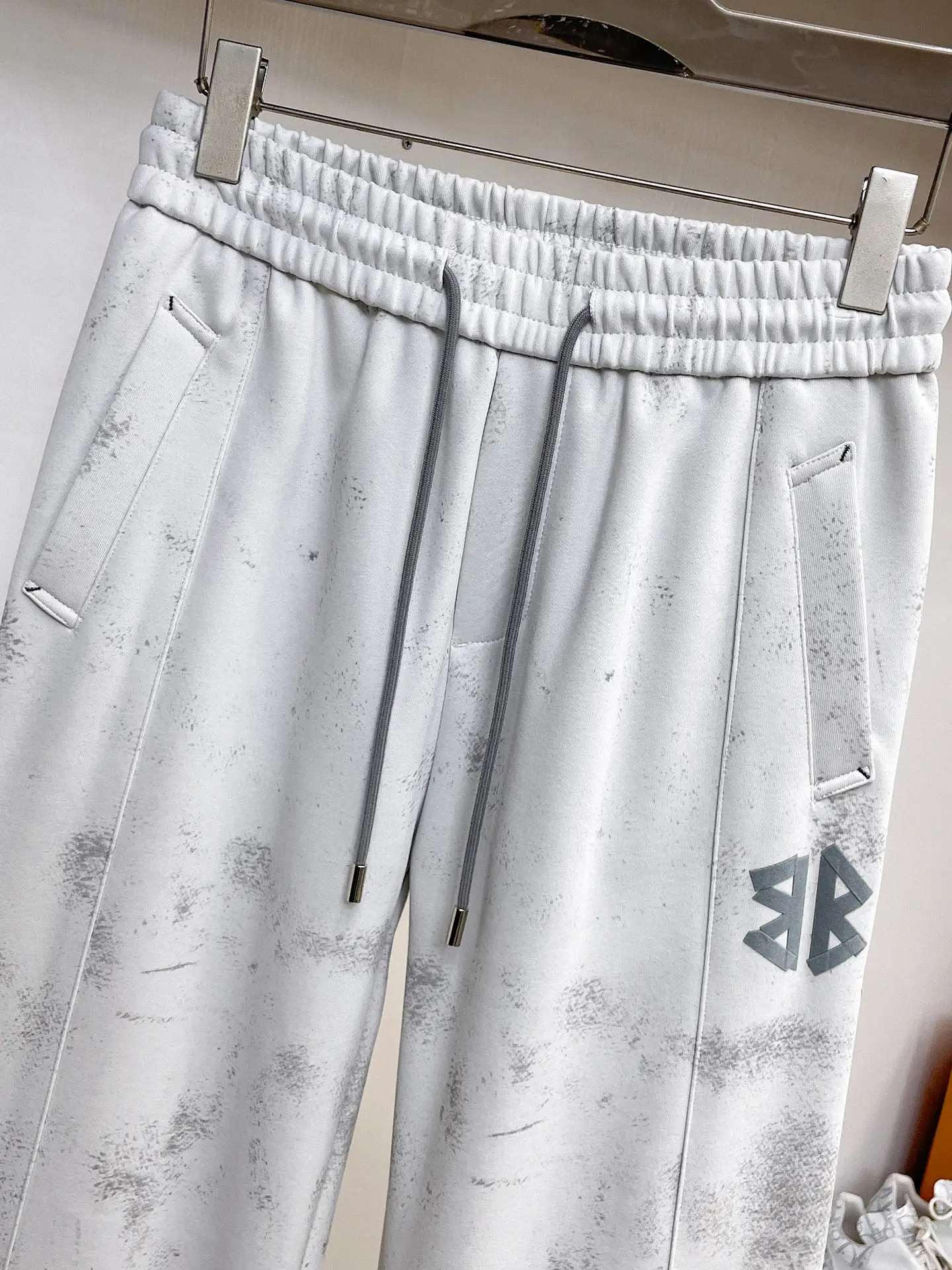 Logo-Print Distressed Cotton-Blend Sweatpants D29014973 — view 3