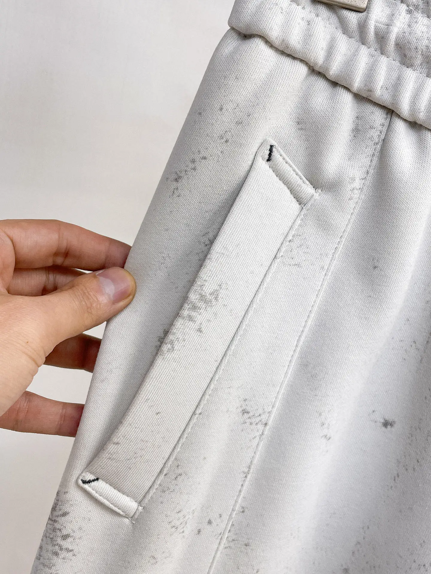 Logo-Print Distressed Cotton-Blend Sweatpants D29014973 — view 7