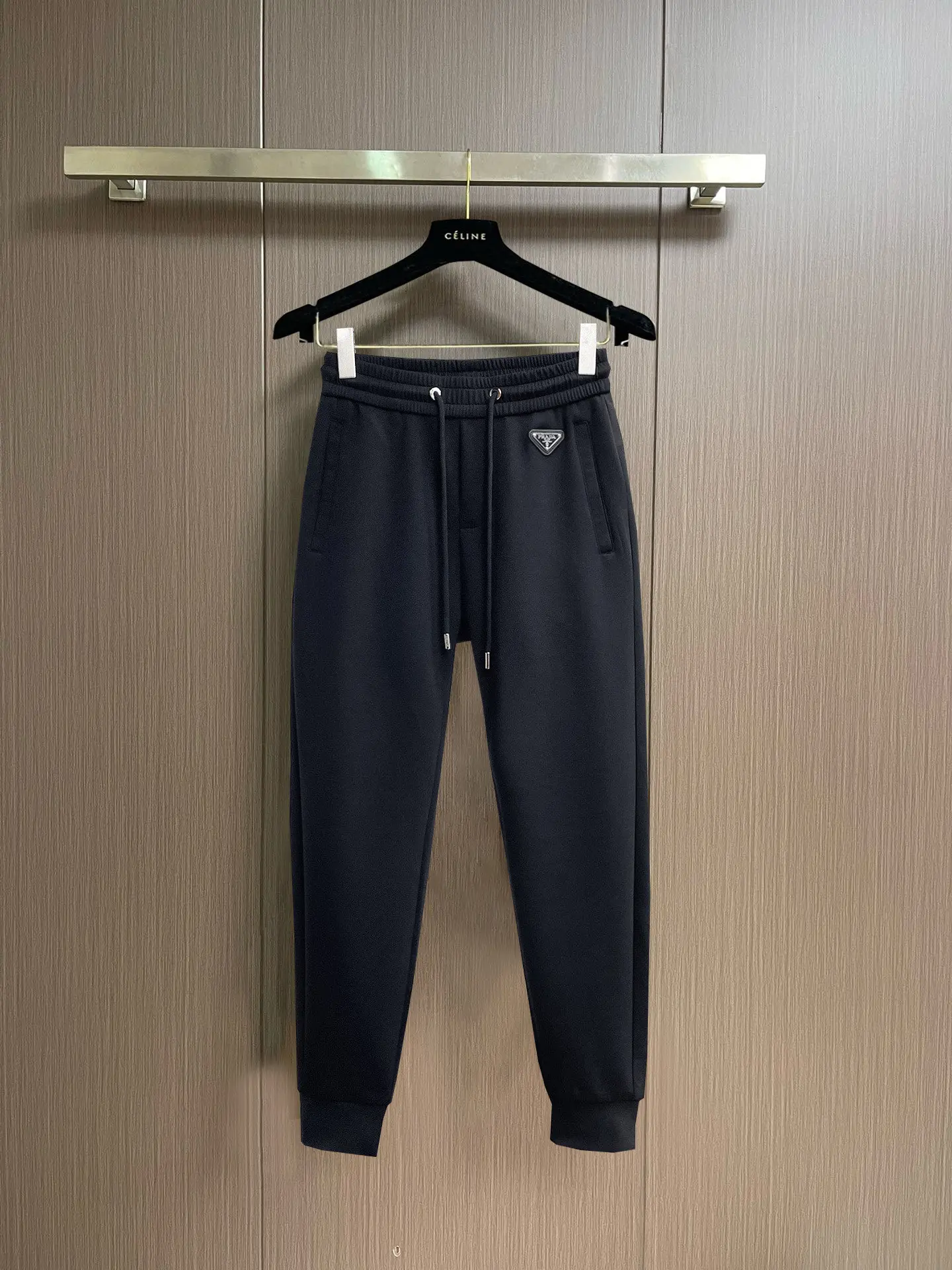 Logo-Appliqué Cotton-Blend Sweatpants D29015029