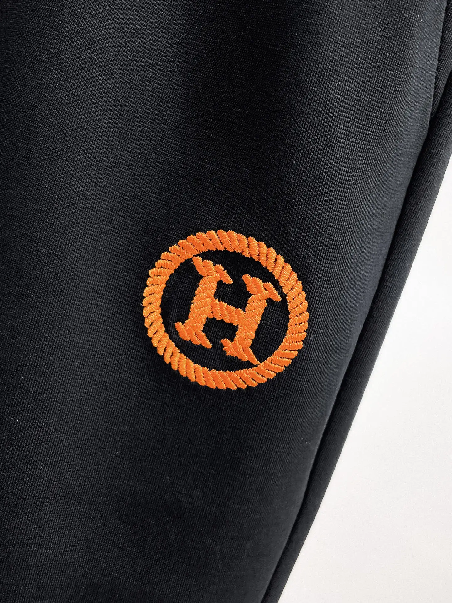 Logo-Patch Contrast-Trim Sweatpants D29015006 — view 4