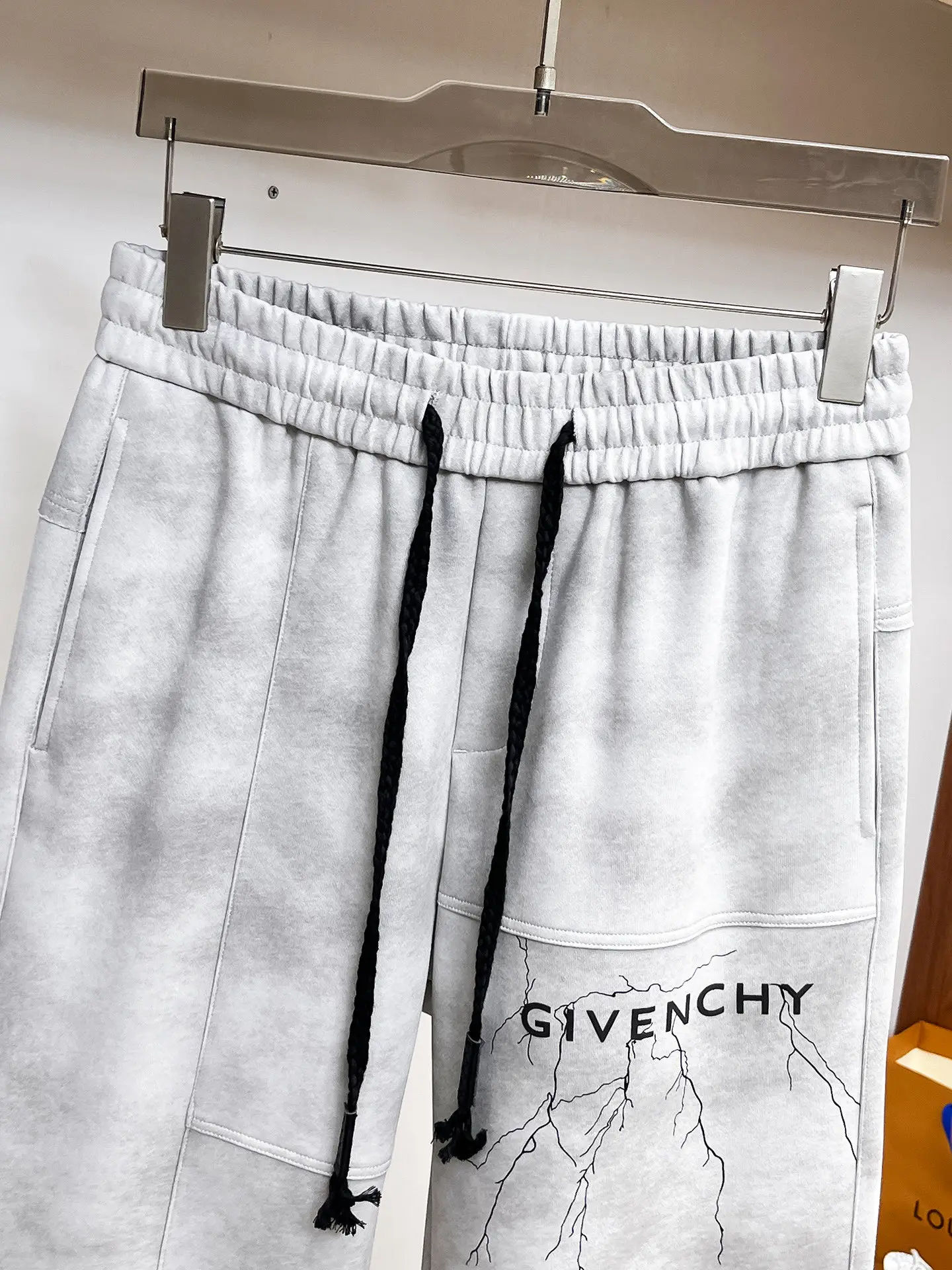 Givenchy Logo Print Drawstring Sweatpants D29015045 — view 3