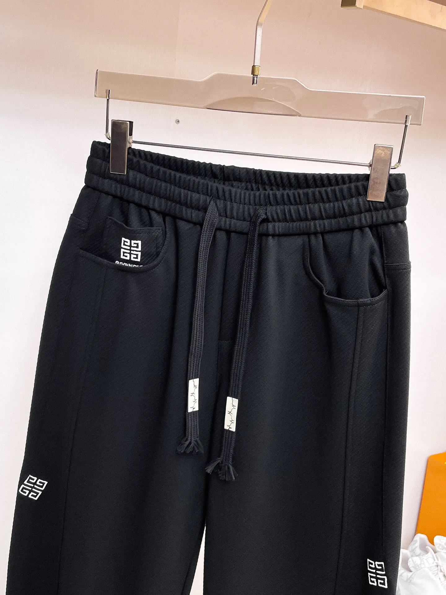 Logo-Embroidered Drawstring Sweatpants D29014936 — view 3