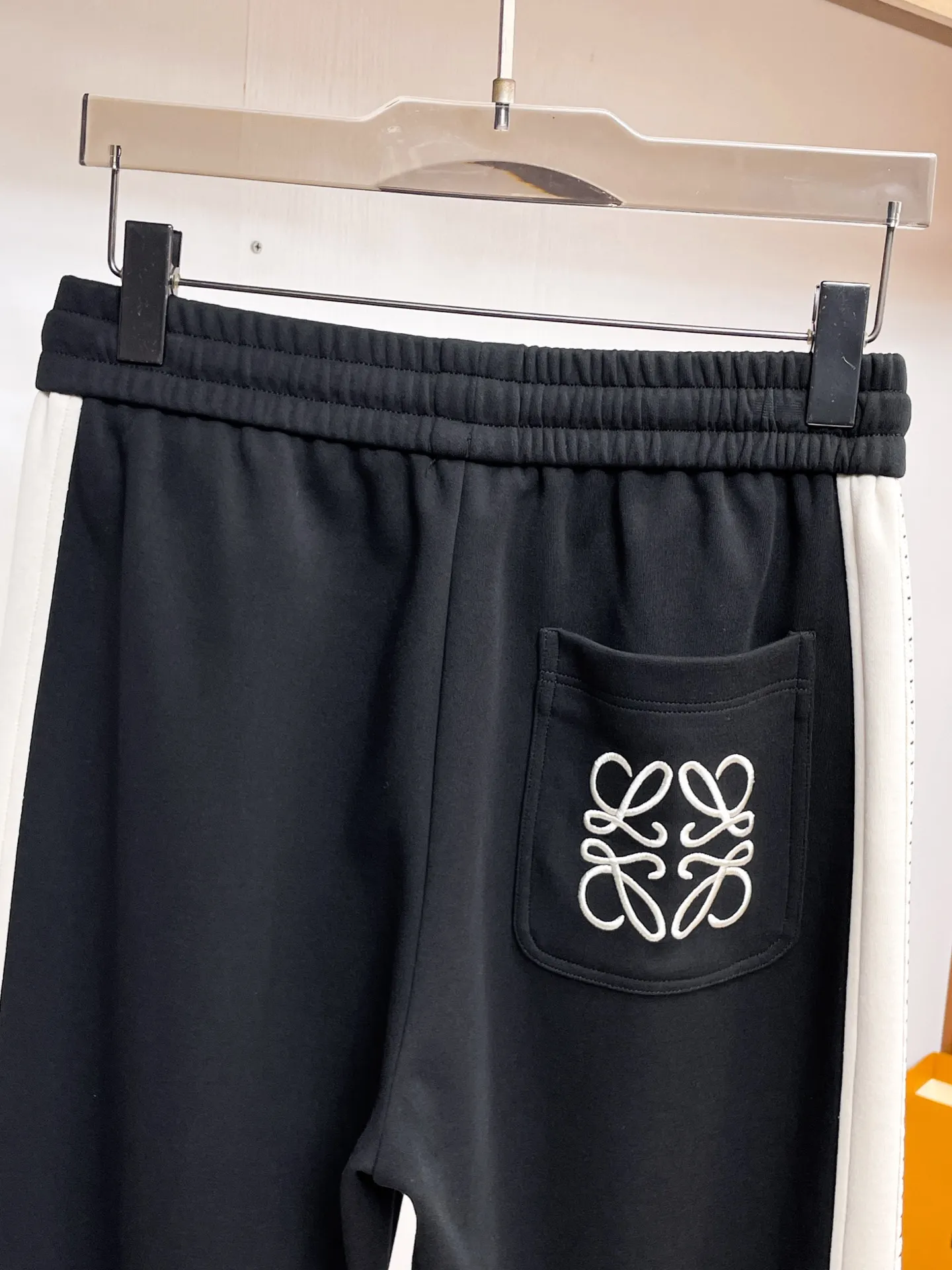 Logo-Embroidered Side-Stripe Sweatpants D29015043 — view 8