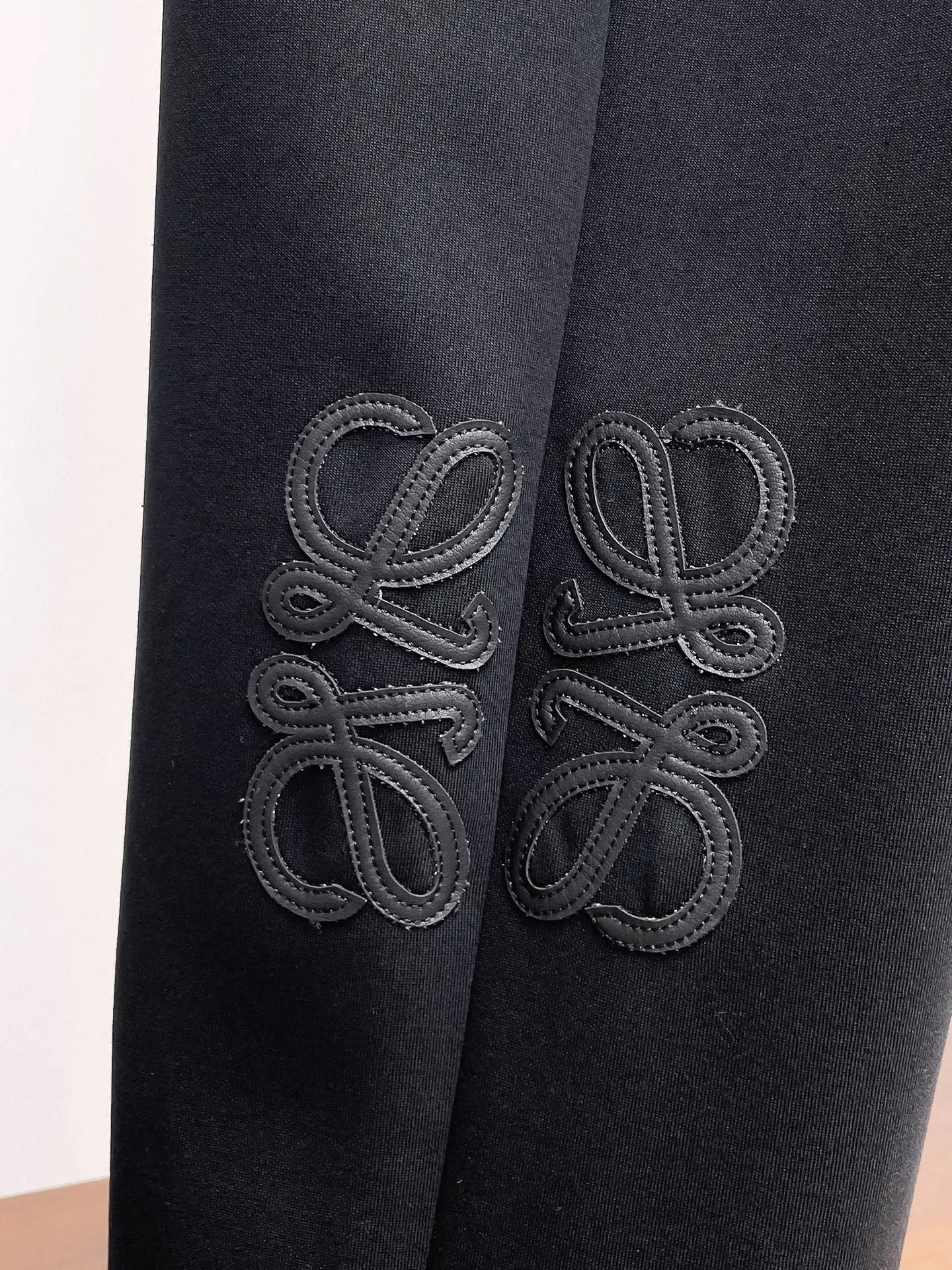 Anagram Logo Embroidered Sweatpants D29014879 — view 7