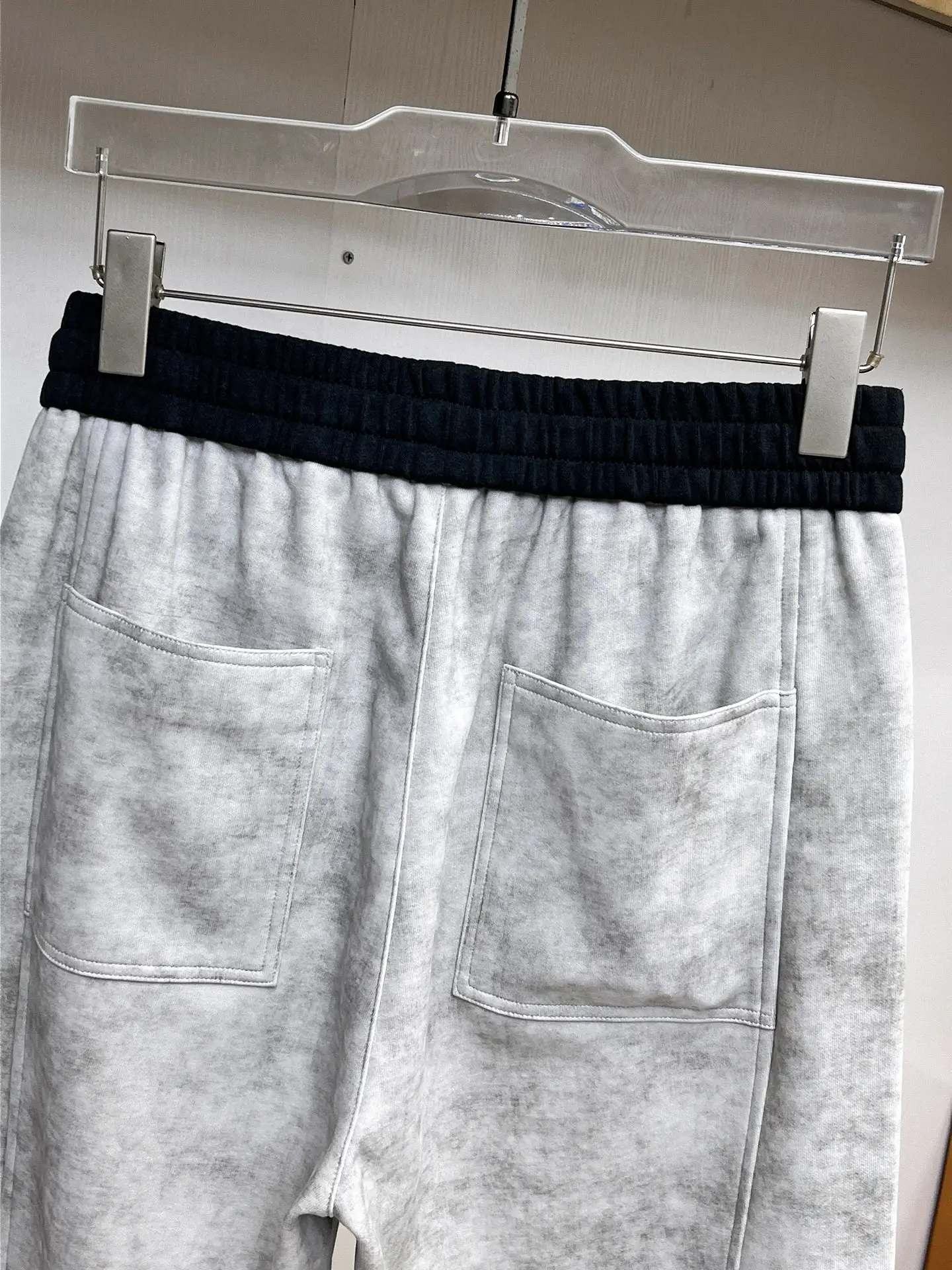 Logo-Print Acid-Wash Sweatpants D29015010 — view 10