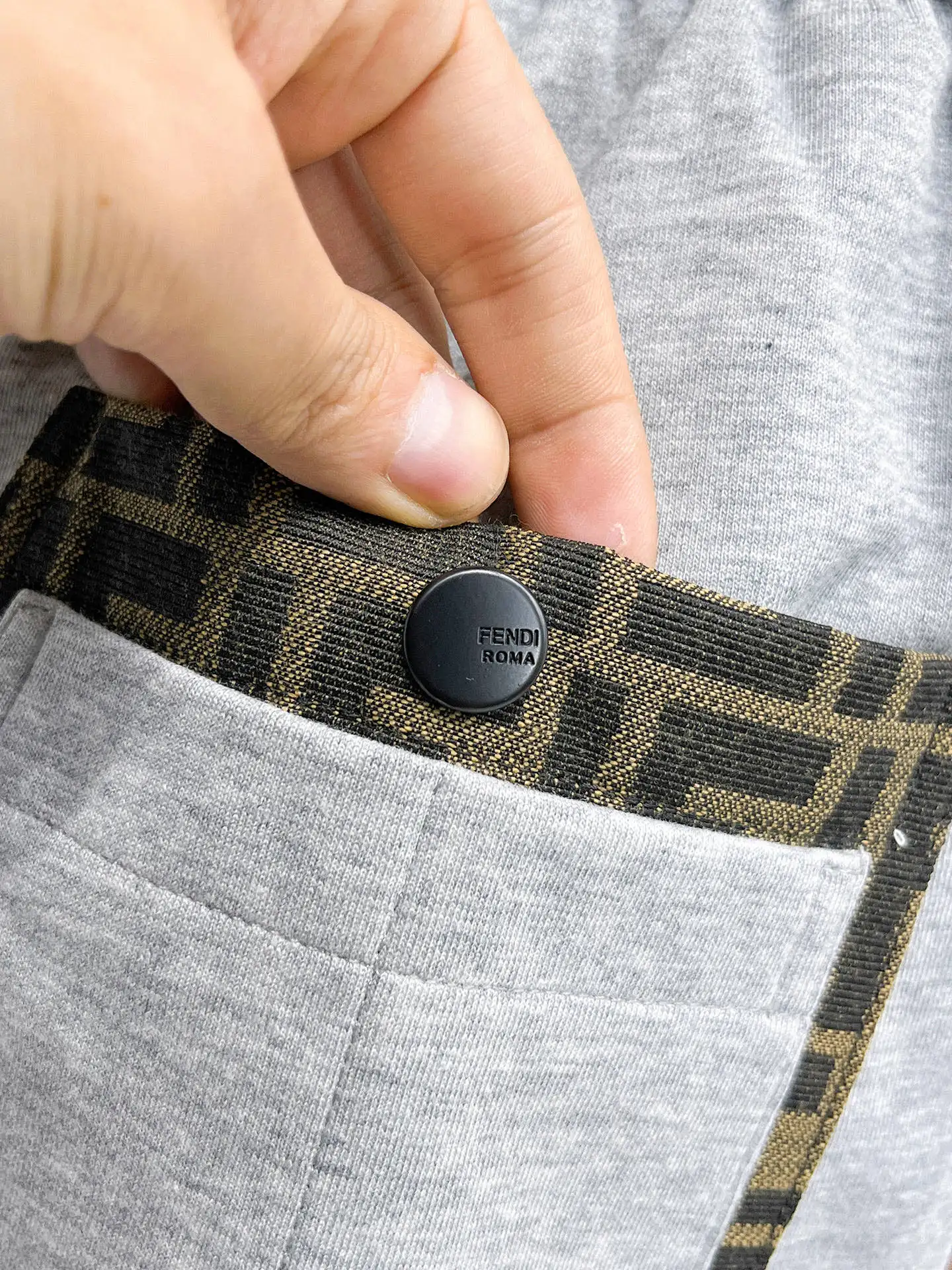 Logo-Embroidered Cotton-Blend Sweatpants D29015030 — view 10