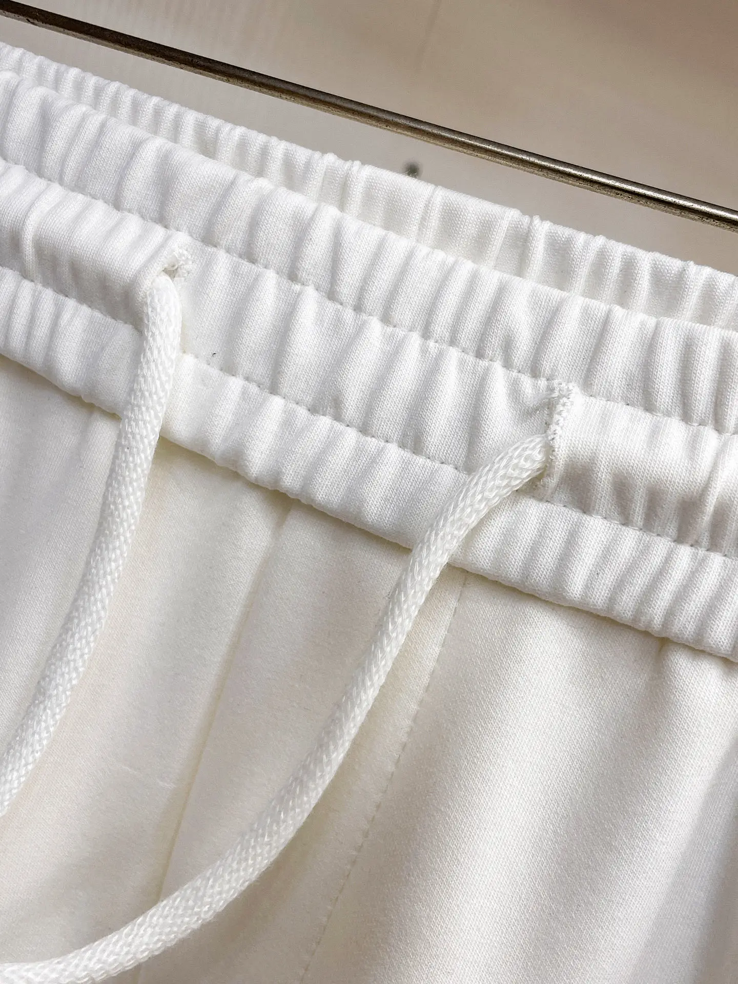 Logo-Print Side-Stripe Sweatpants D29015012 — view 6