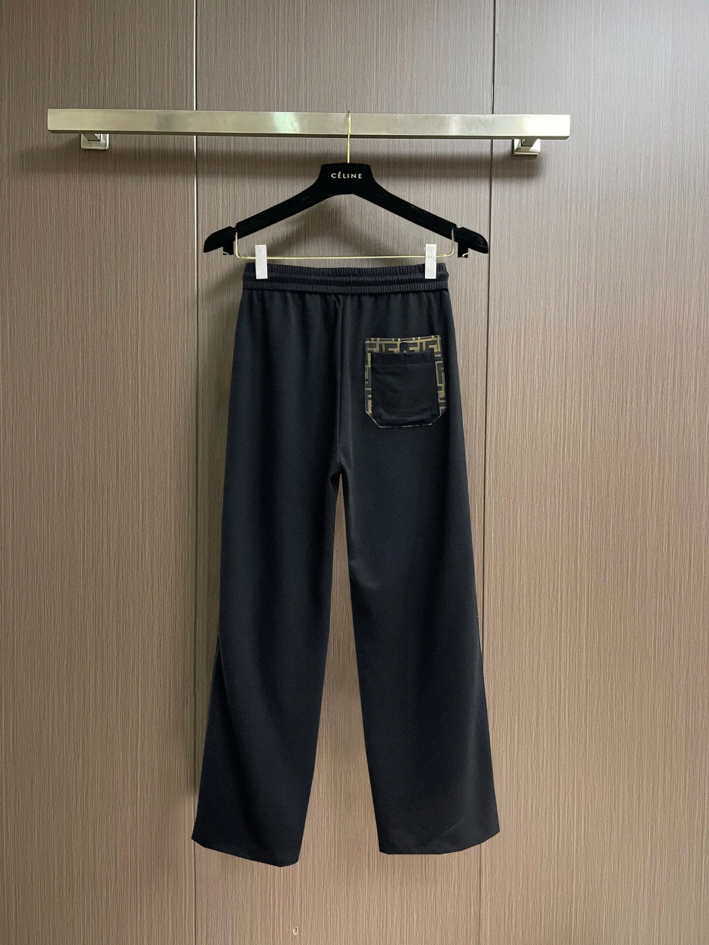 Logo-Embroidered Drawstring Sweatpants D29015031 — view 2