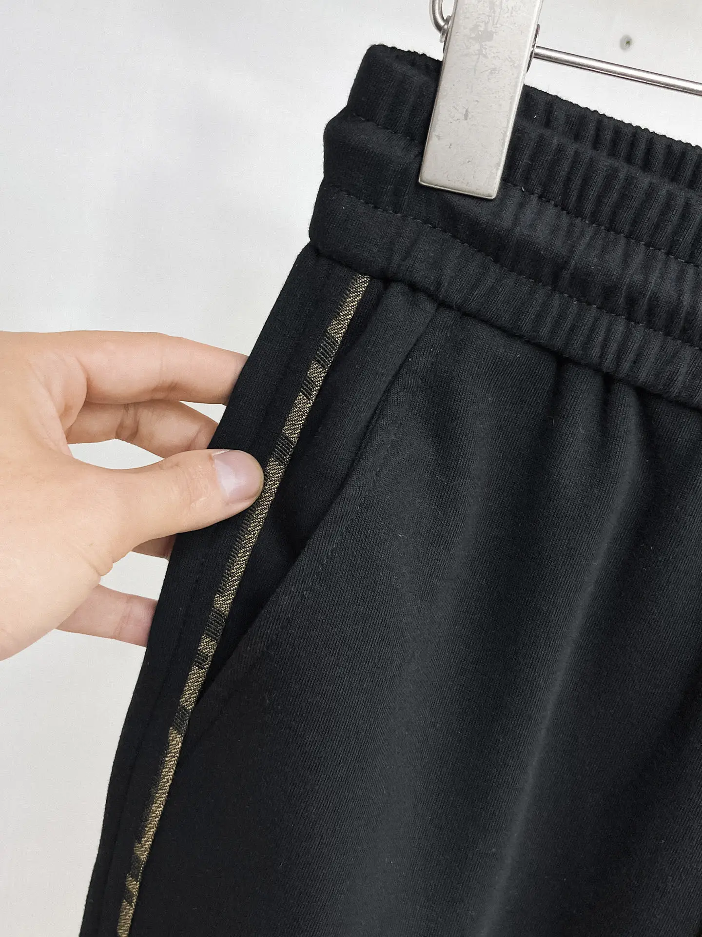 Logo-Embroidered Drawstring Sweatpants D29015031 — view 5