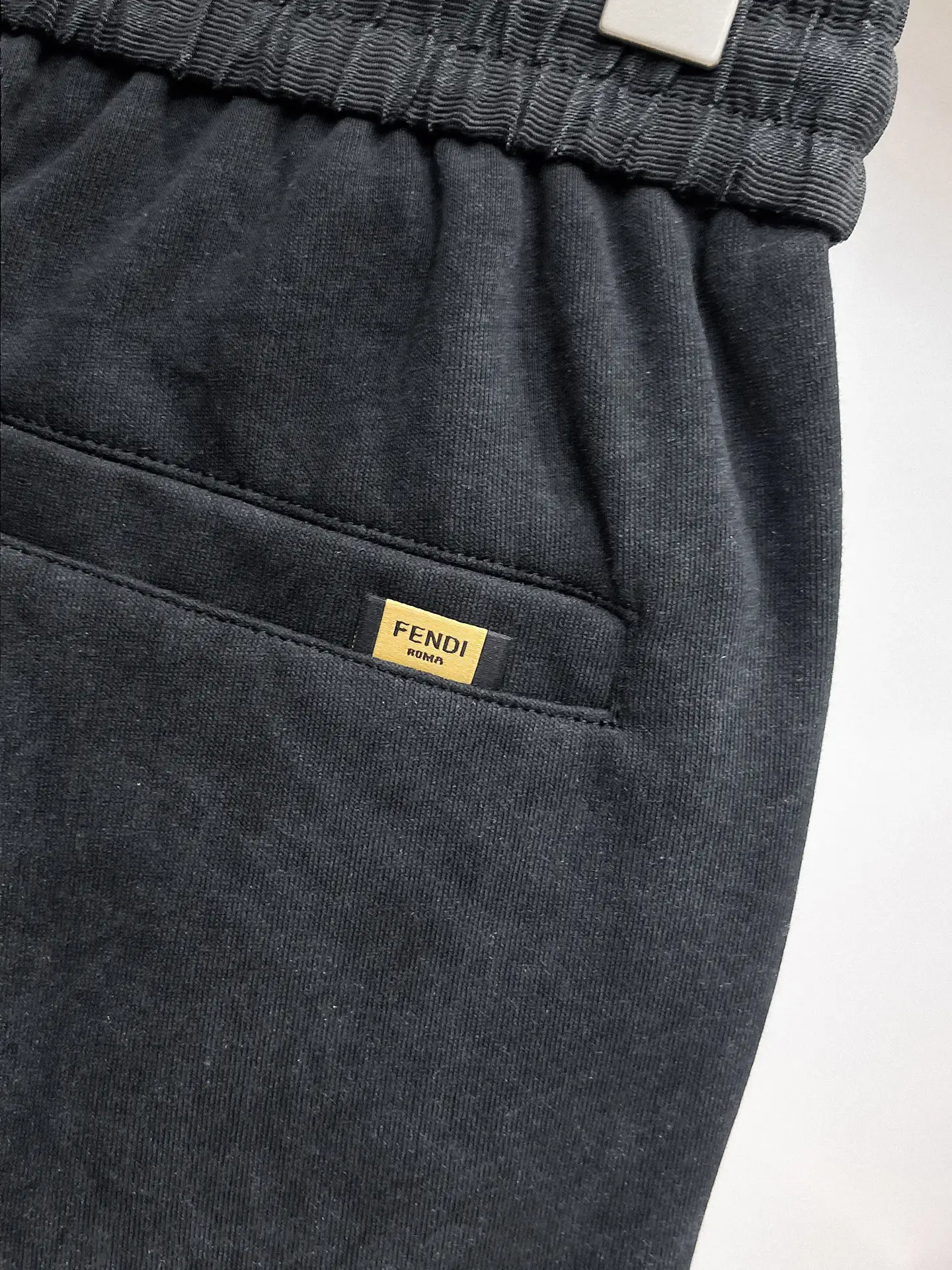 Logo-Panelled Tapered Sweatpants D29015026 — view 11