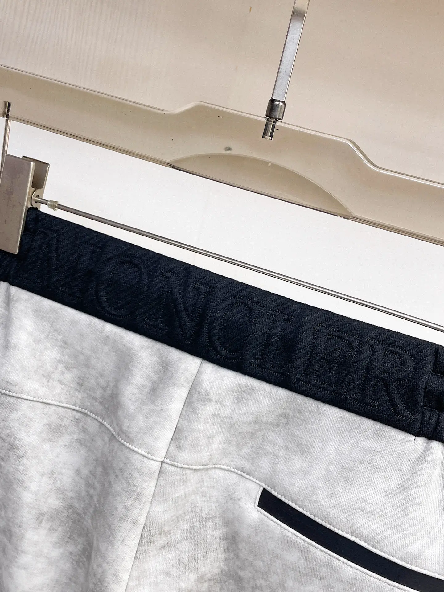 Logo-Patch Tapered Sweatpants D29015008 — view 10