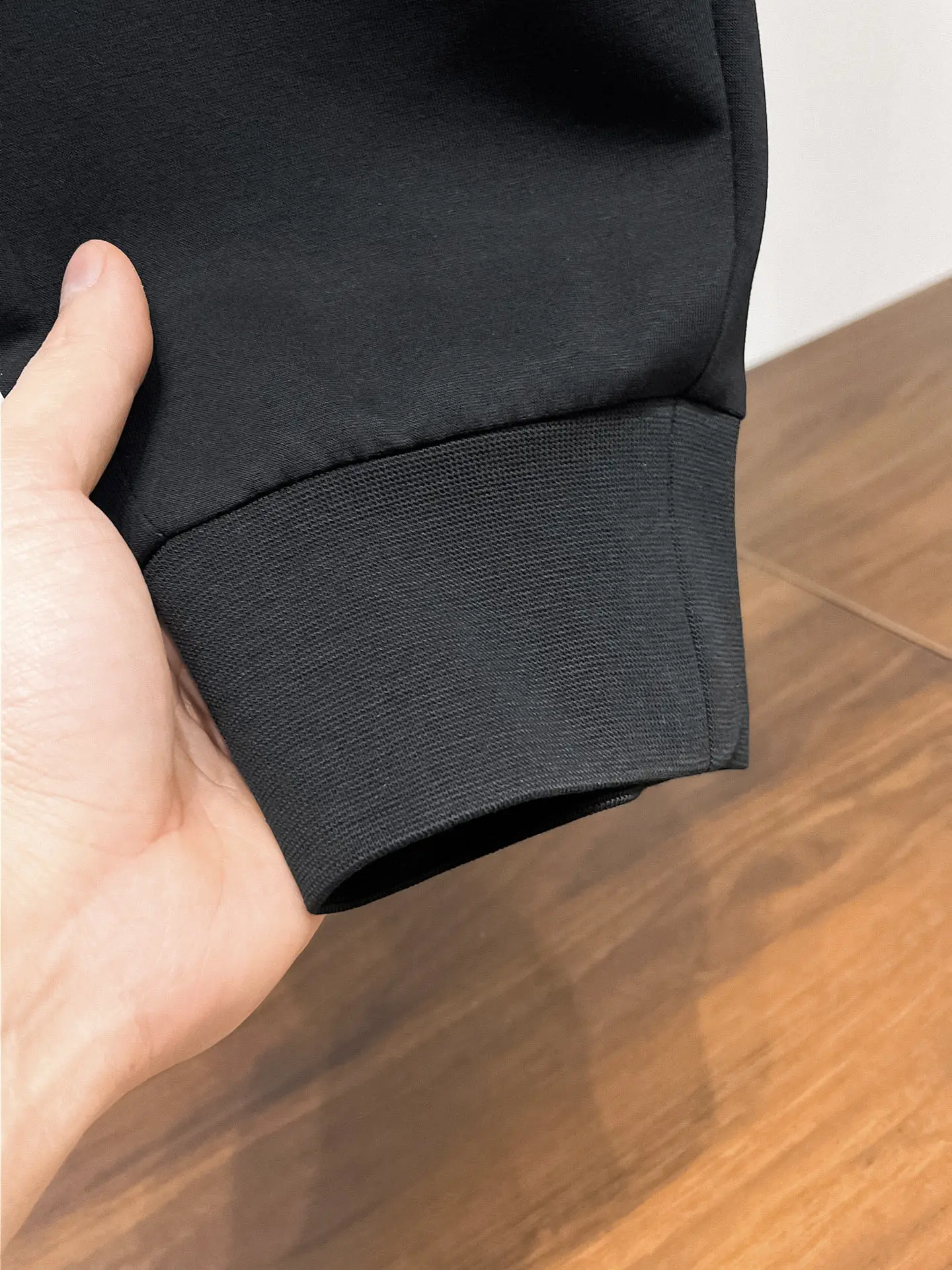 Logo-Detailed Tapered Sweatpants D29015021 — view 13