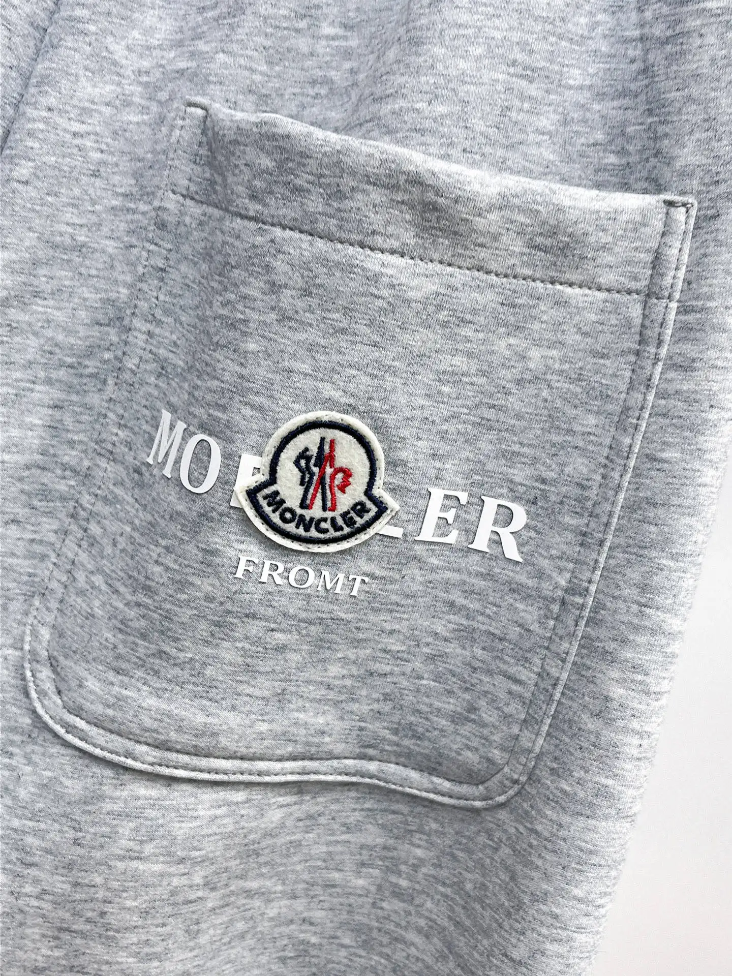 Logo-Patch Cotton-Blend Sweatpants D29015034 — view 10
