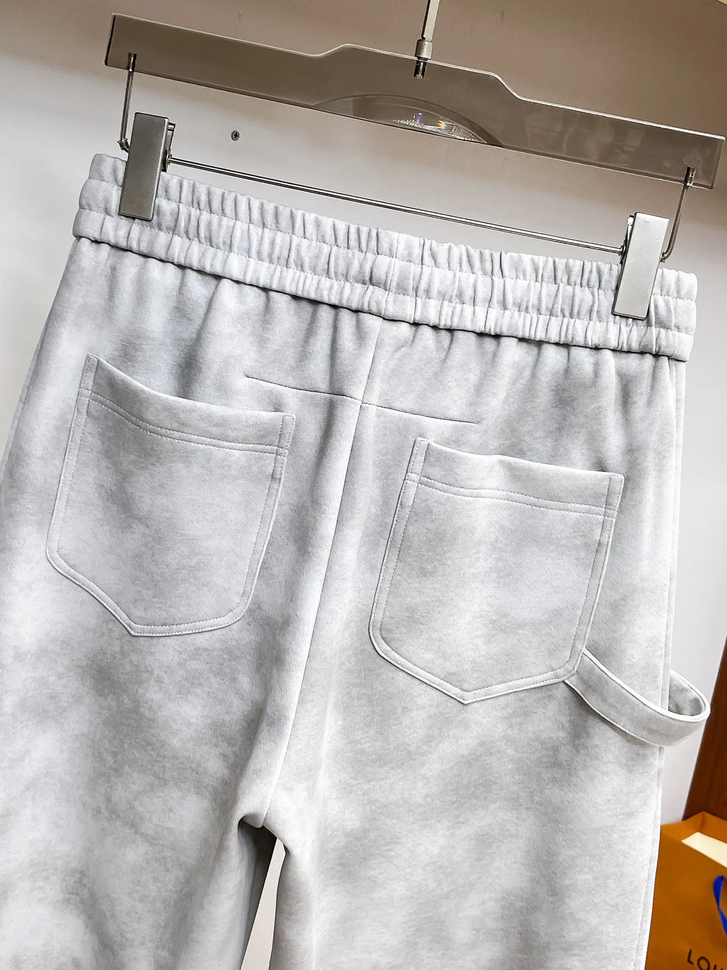 Logo-Embroidered Wide-Leg Sweatpants D29015048 — view 9