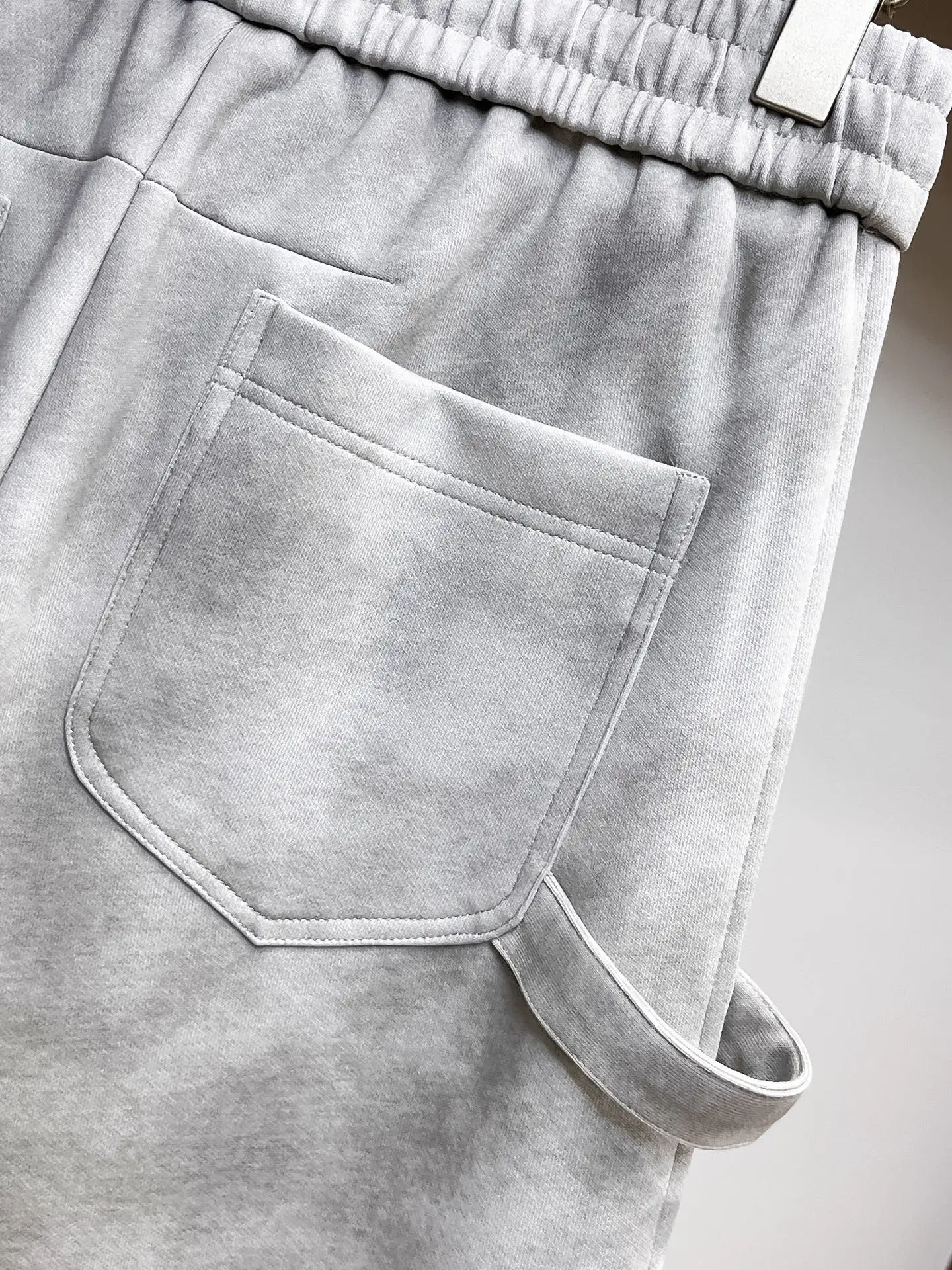 Logo-Embroidered Wide-Leg Sweatpants D29015048 — view 10
