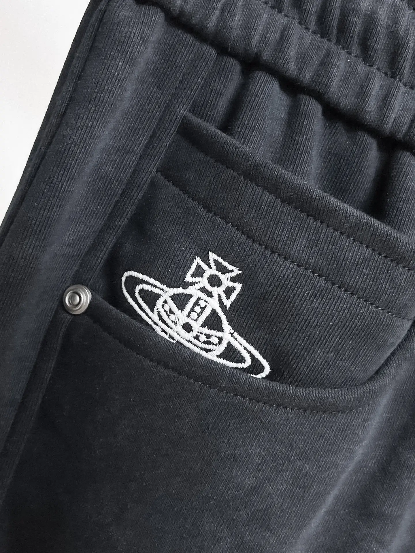 Logo-Embroidered Drawstring Sweatpants D29015049 — view 4
